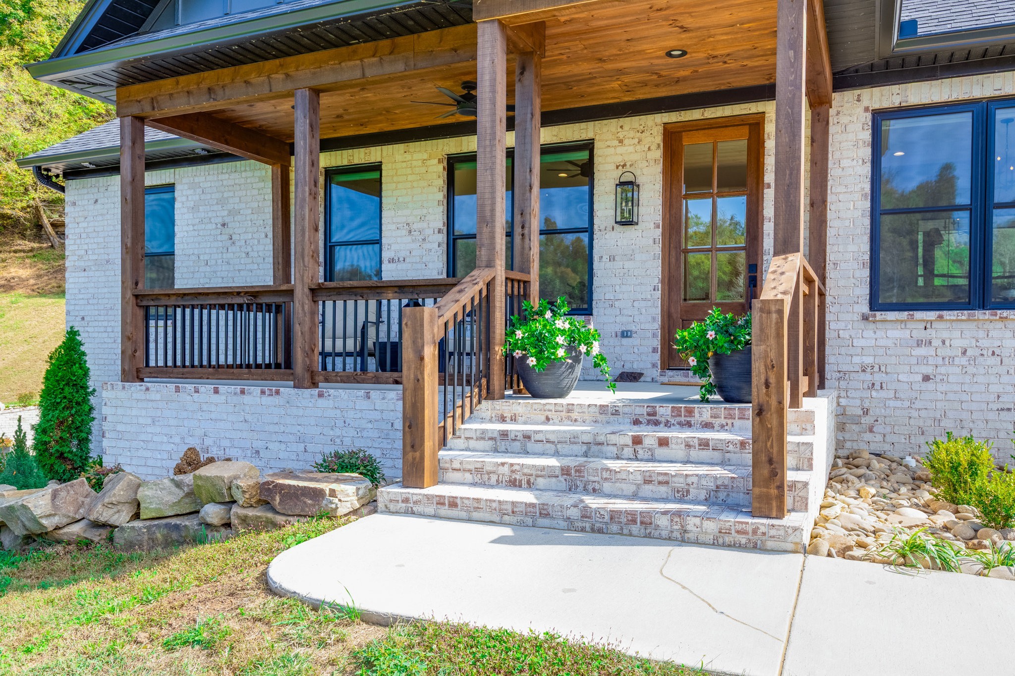 564 Mt Olive Cemetery Rd