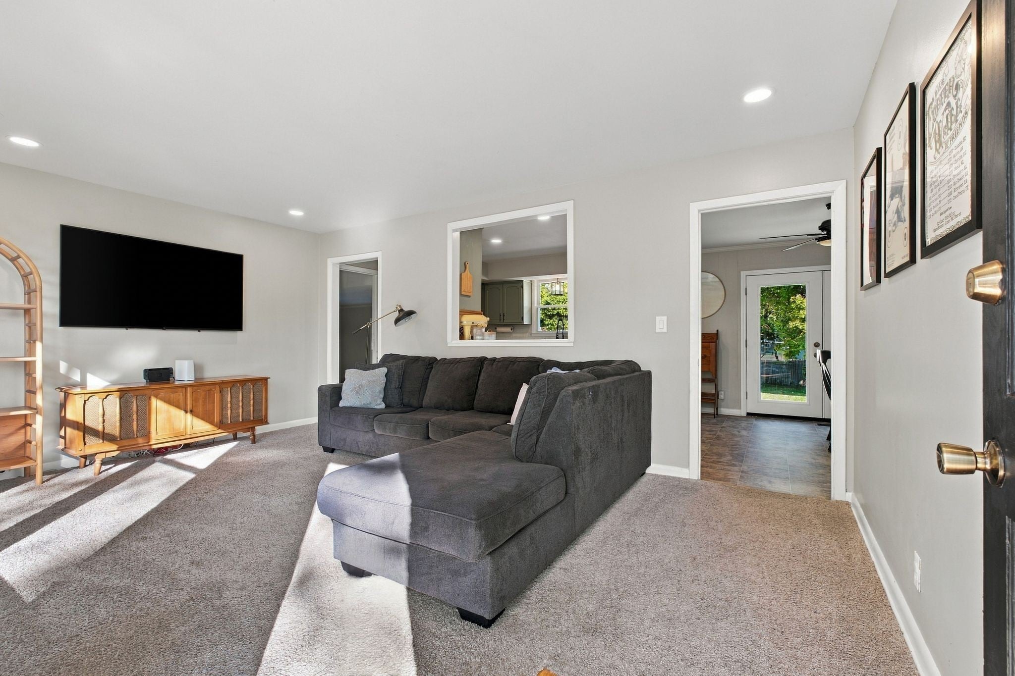 4864 Rainer Dr