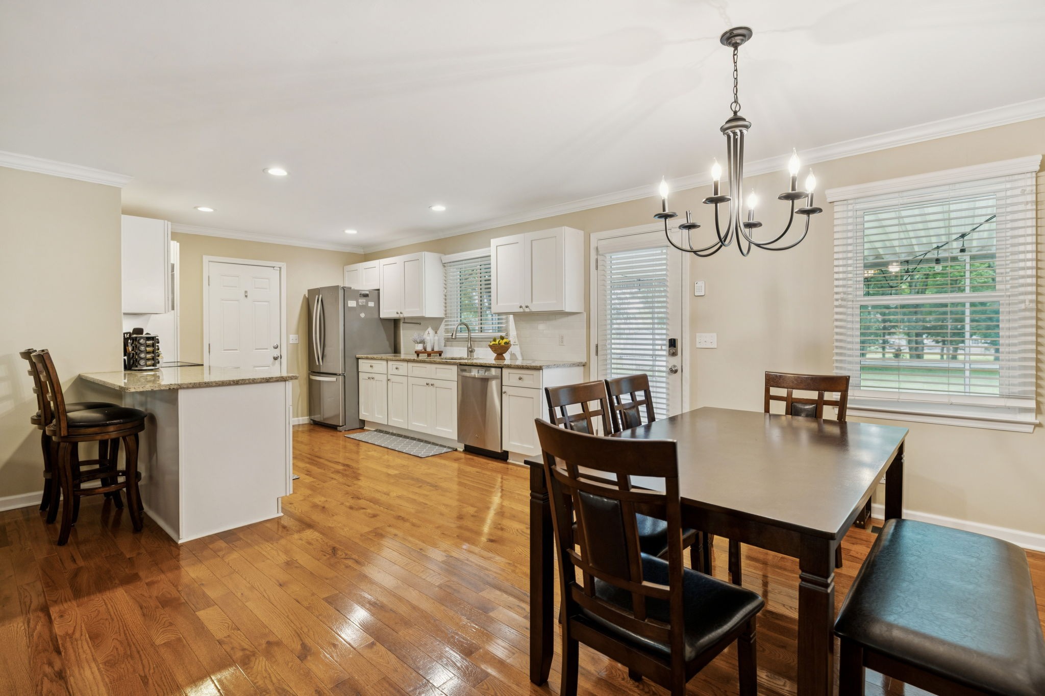 102 Sundown Dr