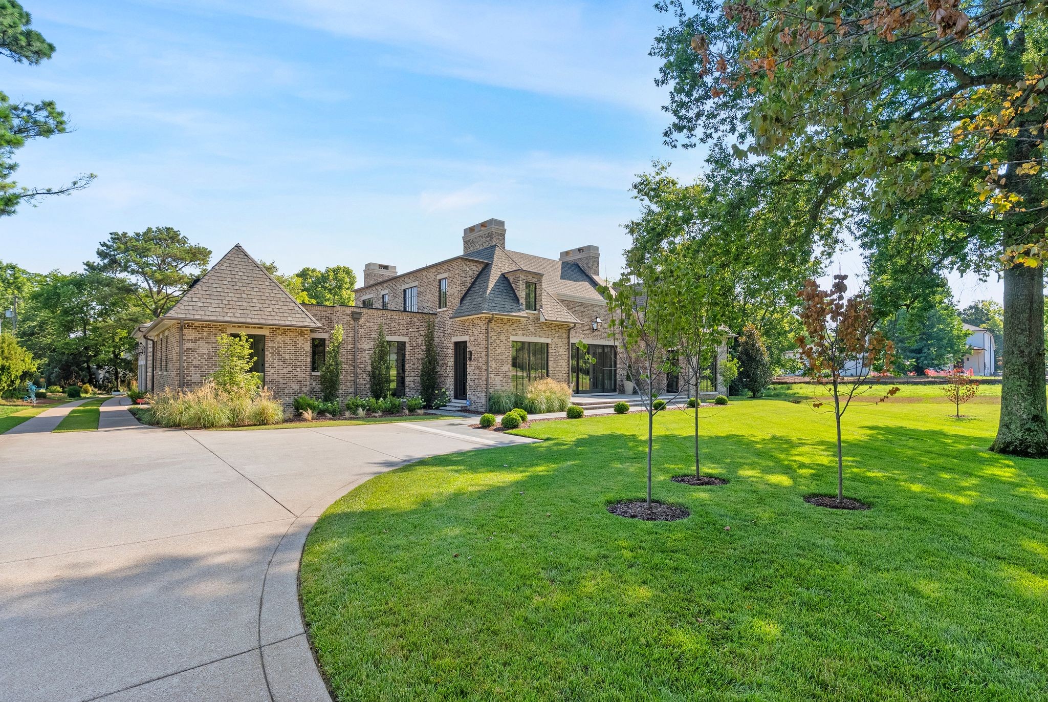 1206 Tyne Blvd