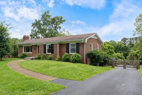 2305 Selma Ave Nashville TN 37214