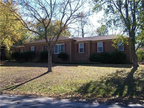 Photo of 204 Cambridge Pl, Franklin, TN 37067 (MLS # 3601430)
