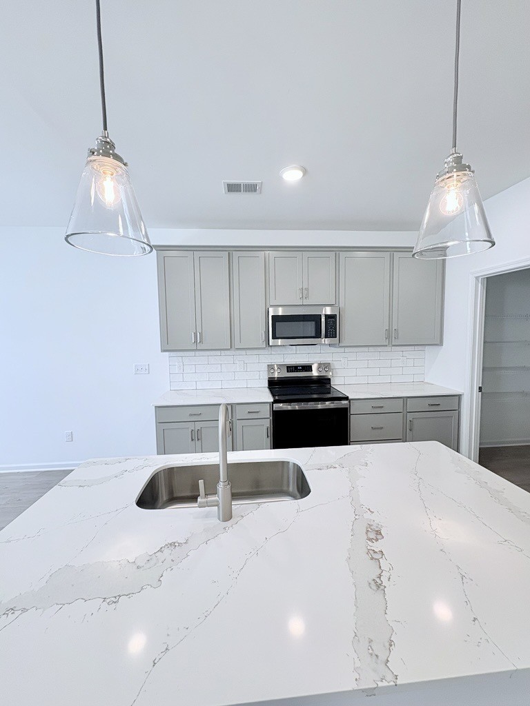 2900 Suzanne Landon Dr K2