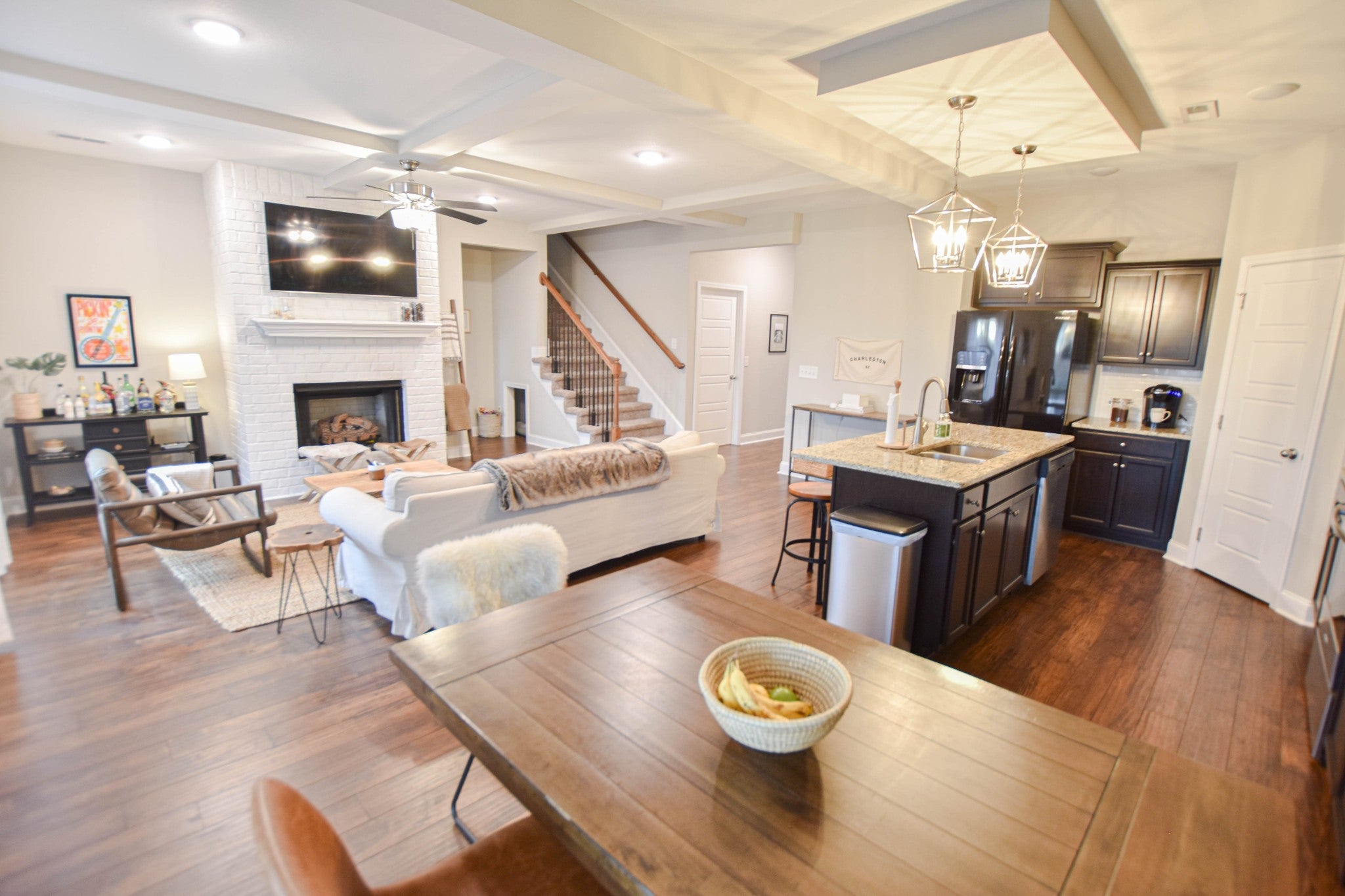 1146 Eagles Nest Lane