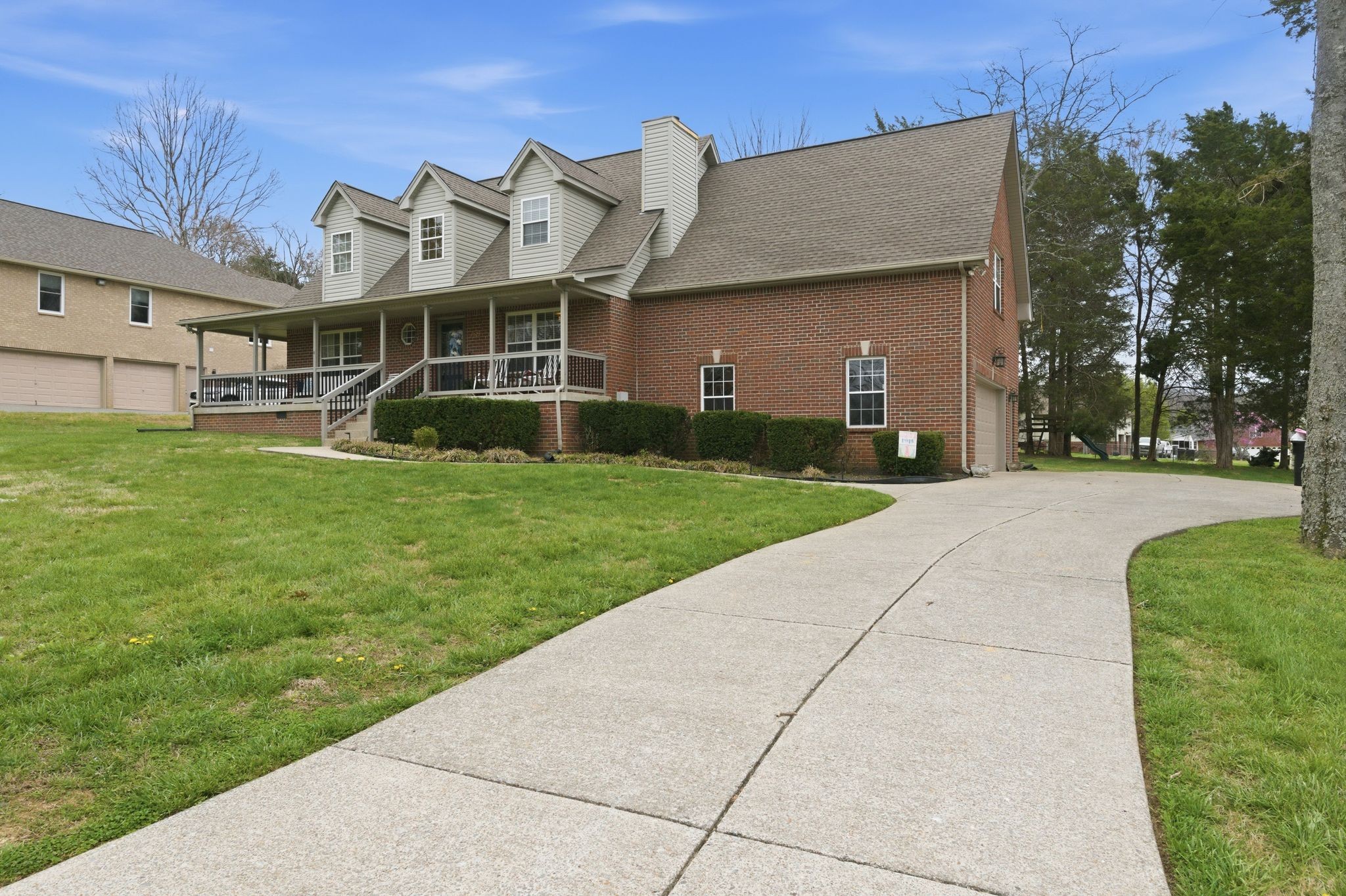 1028 Willow Trl