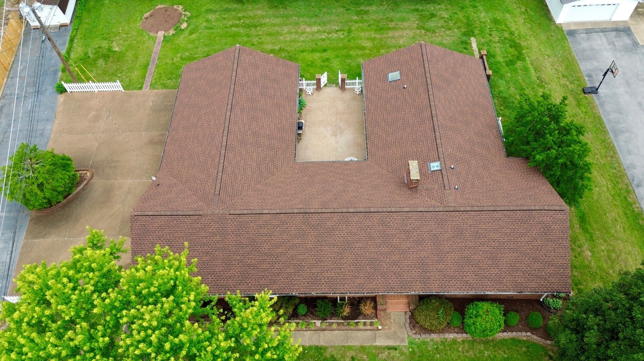 4018 Trotwood Ave
