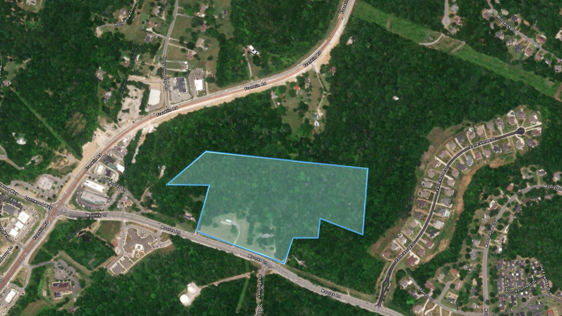 listing at 7024 Moores Ln, Brentwood