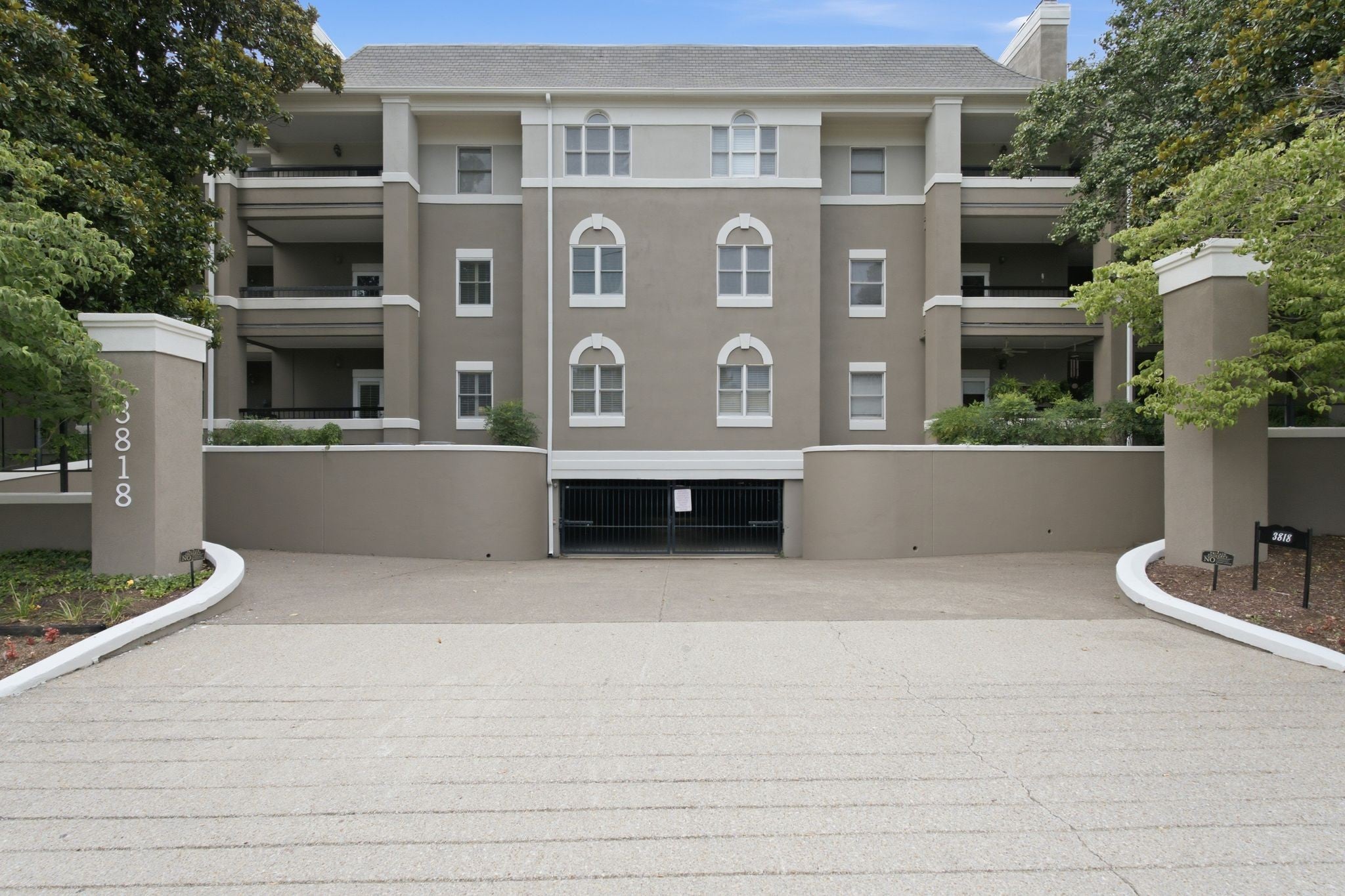 3818 West End Ave 114