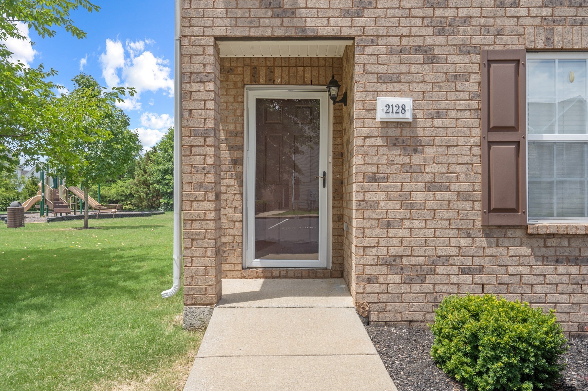 2128 Victory Gallop Ln