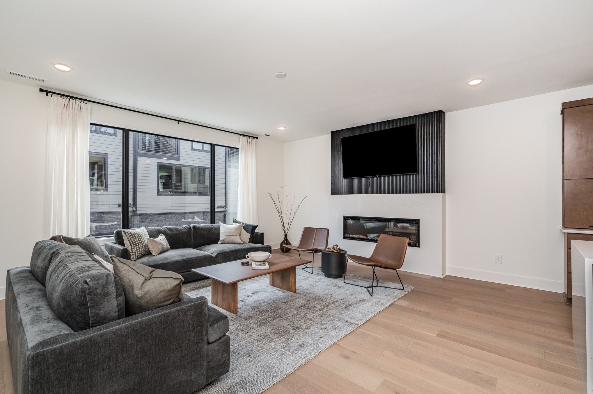 544A Rosedale Ave 11