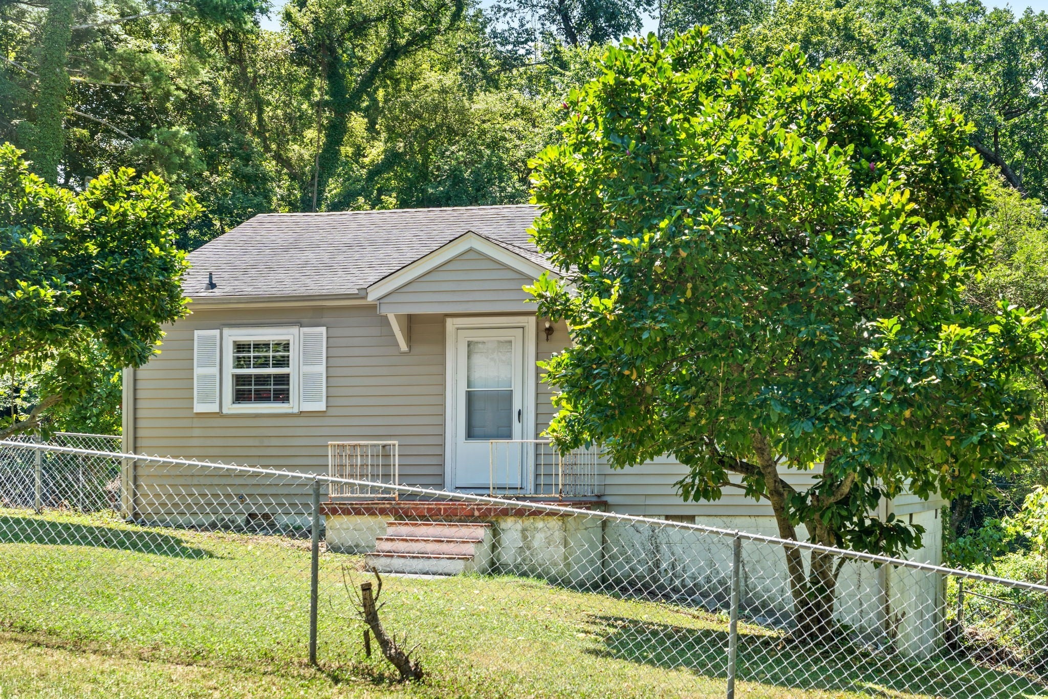 1011 Buck Dr