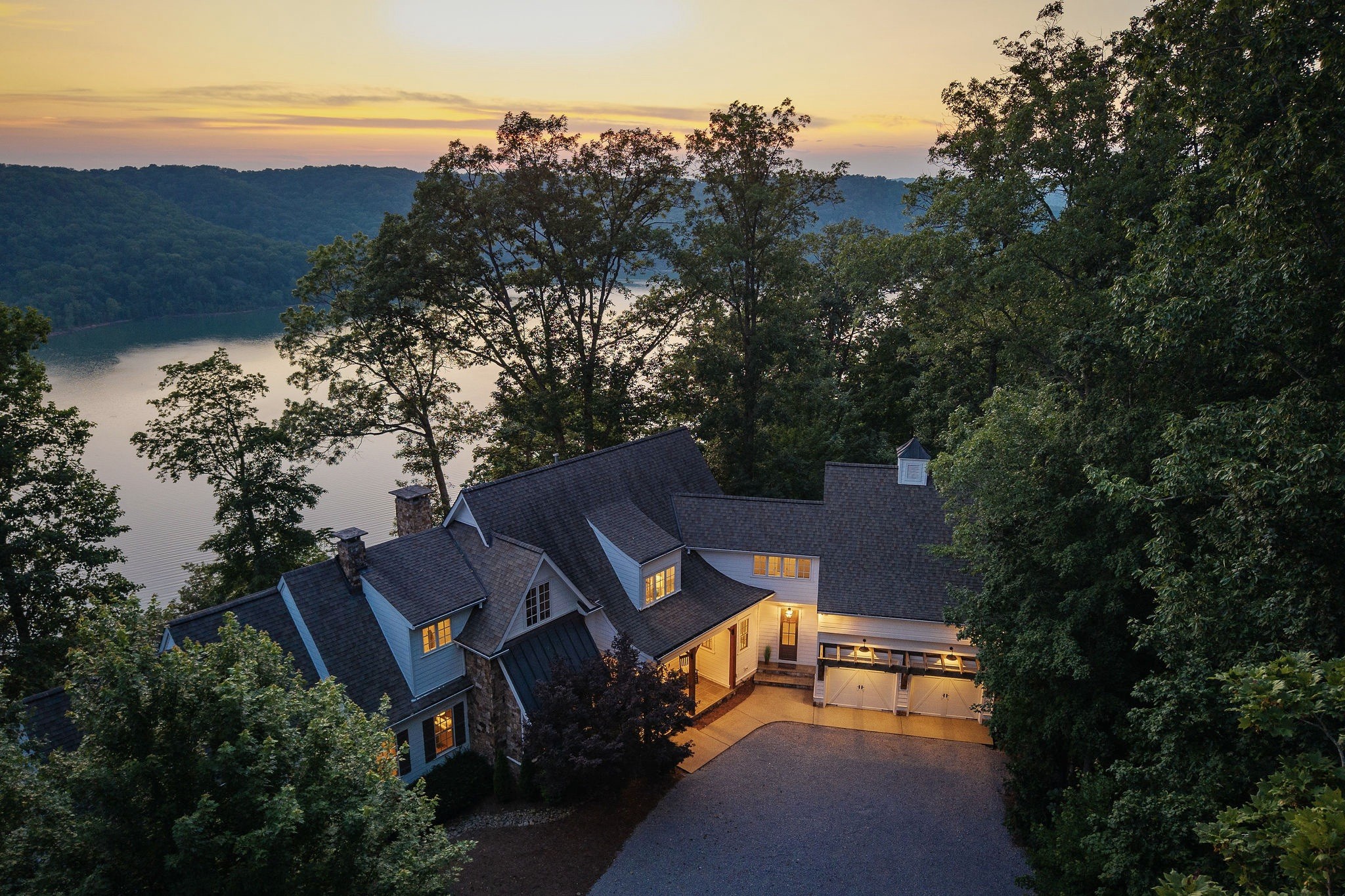 2183 Backbone Rd