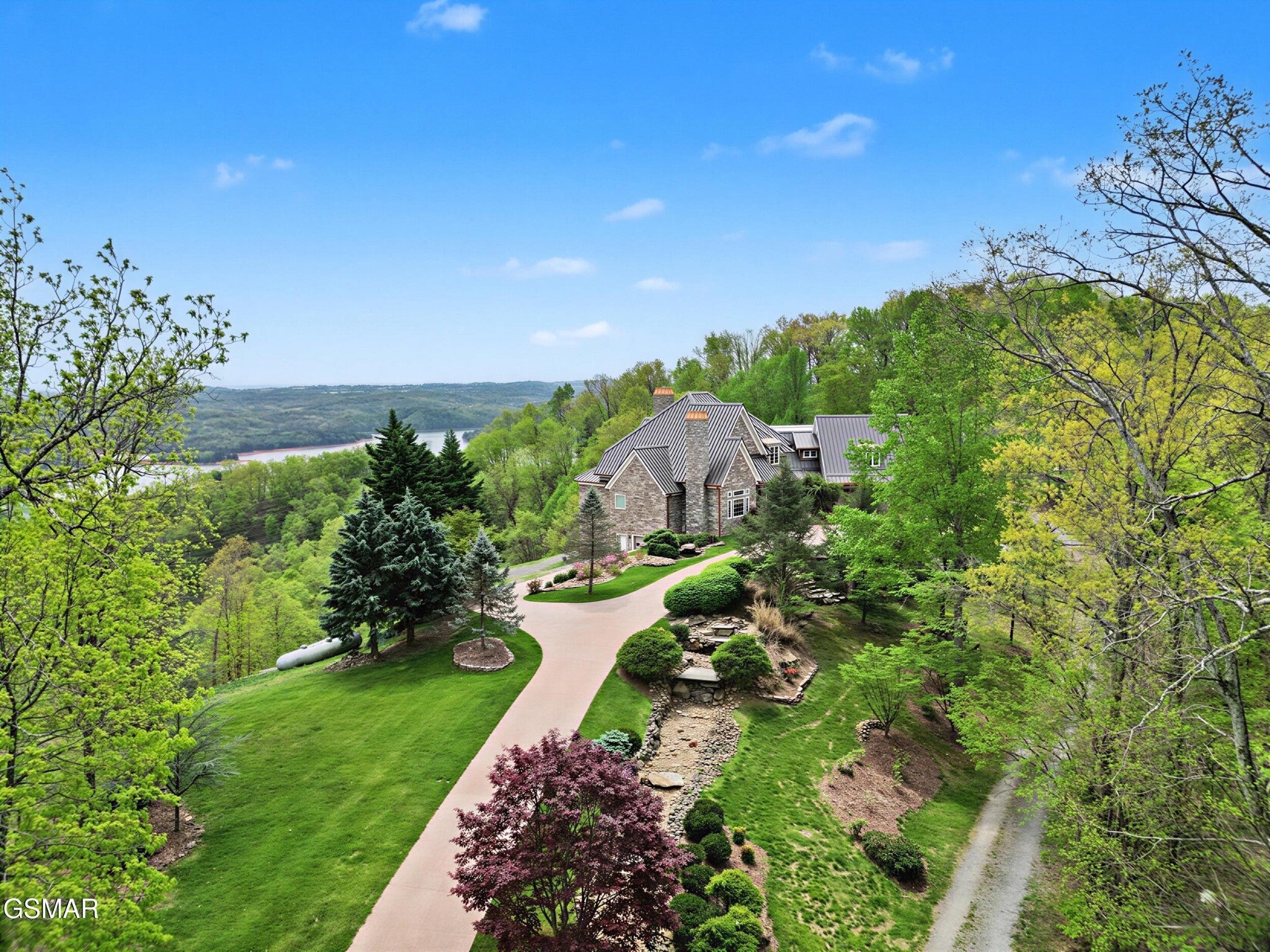 498 Proffitt Ridge Road