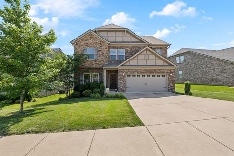 633 Fall Creek Cir Goodlettsville TN 37072
