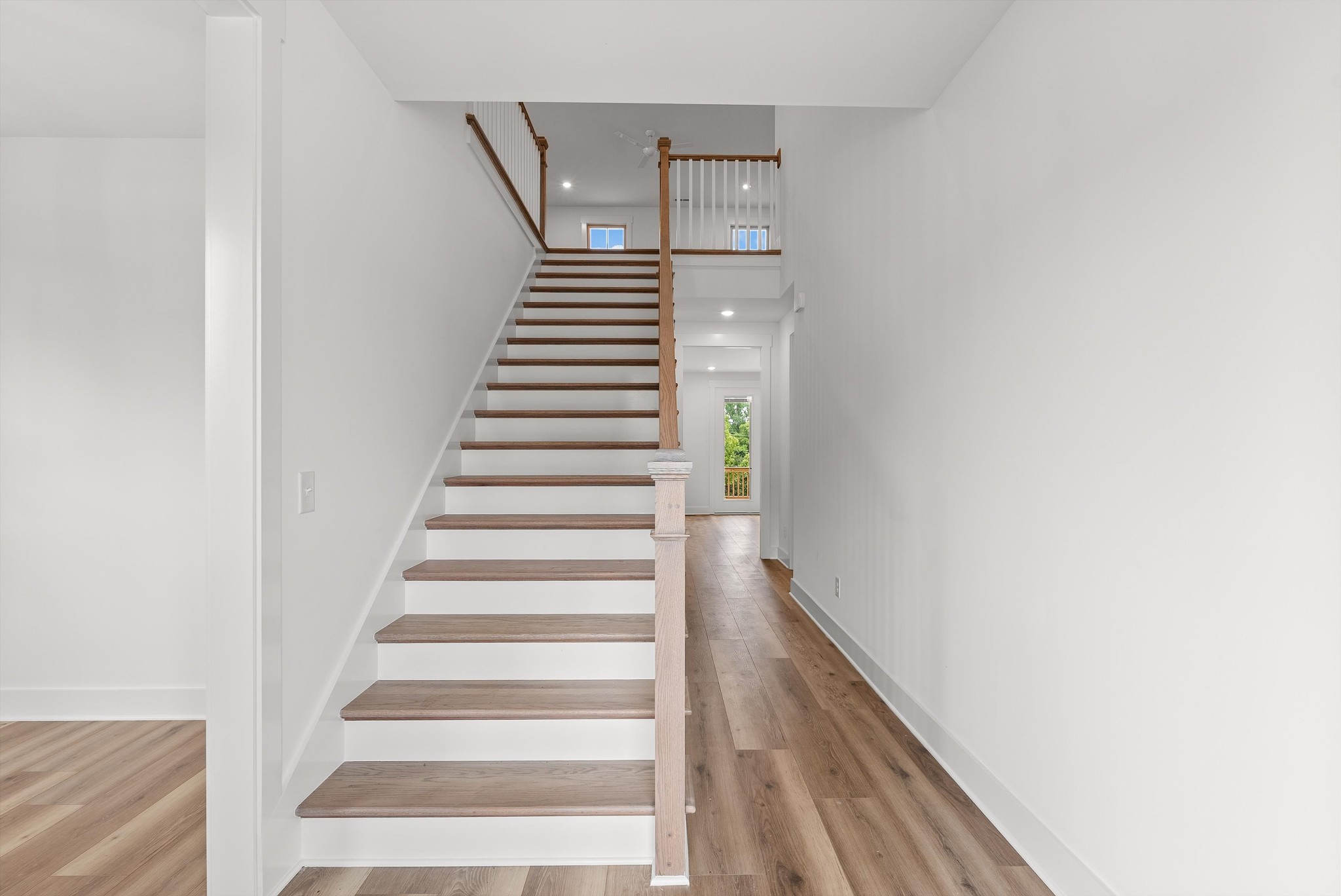 1305 Alderwood Pass