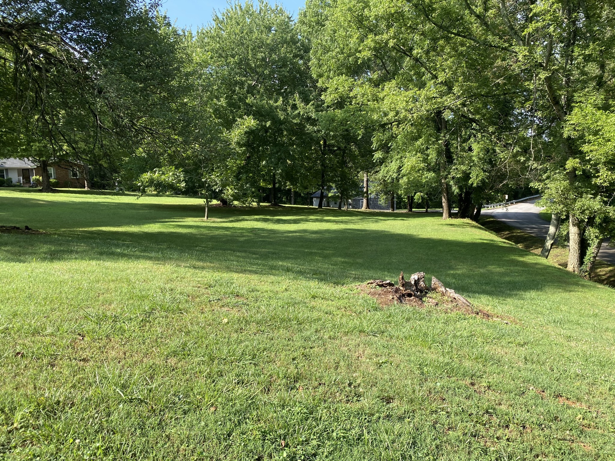 6393 Eatons Creek Rd