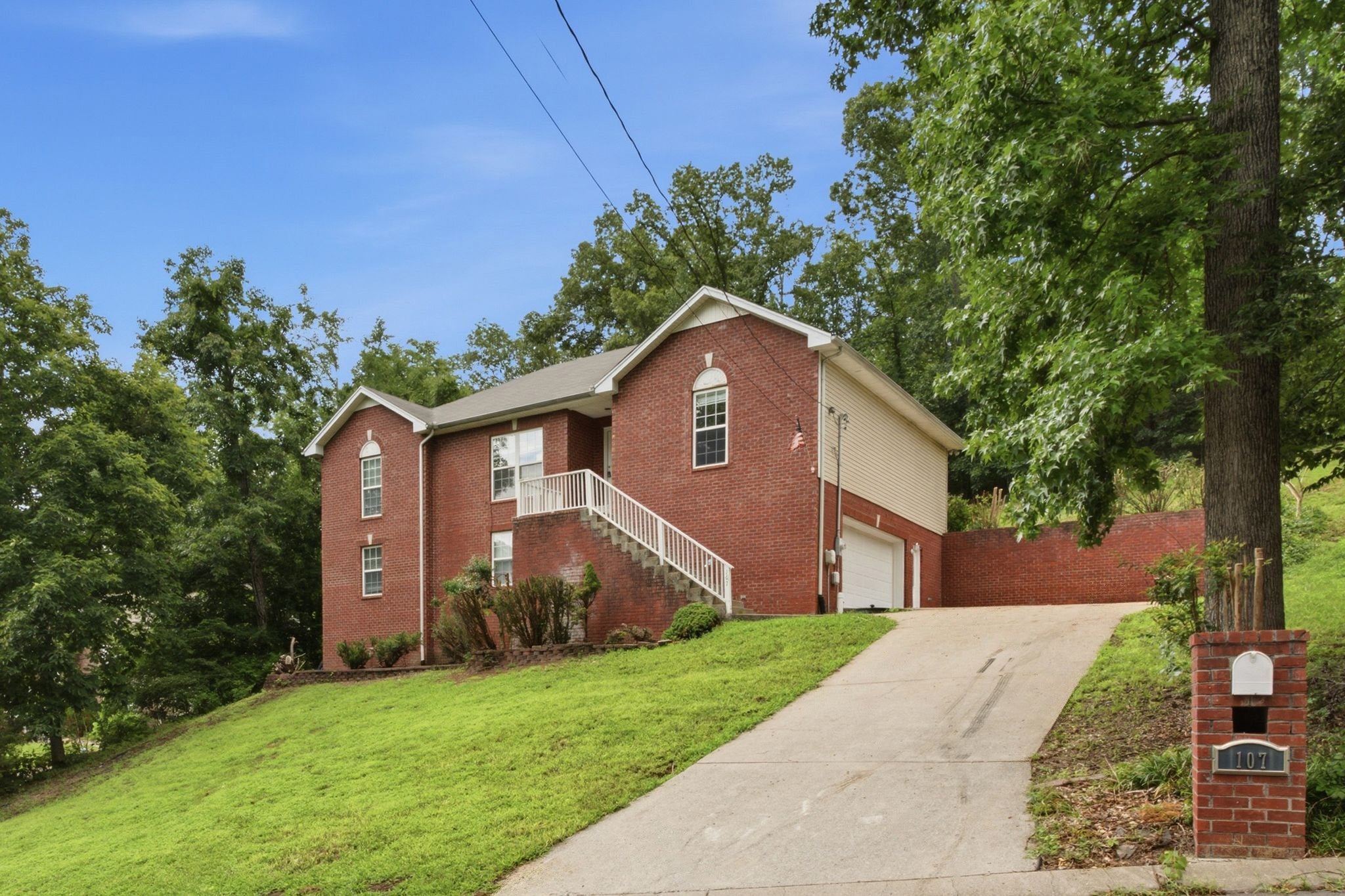 107 High Ridge Trl
