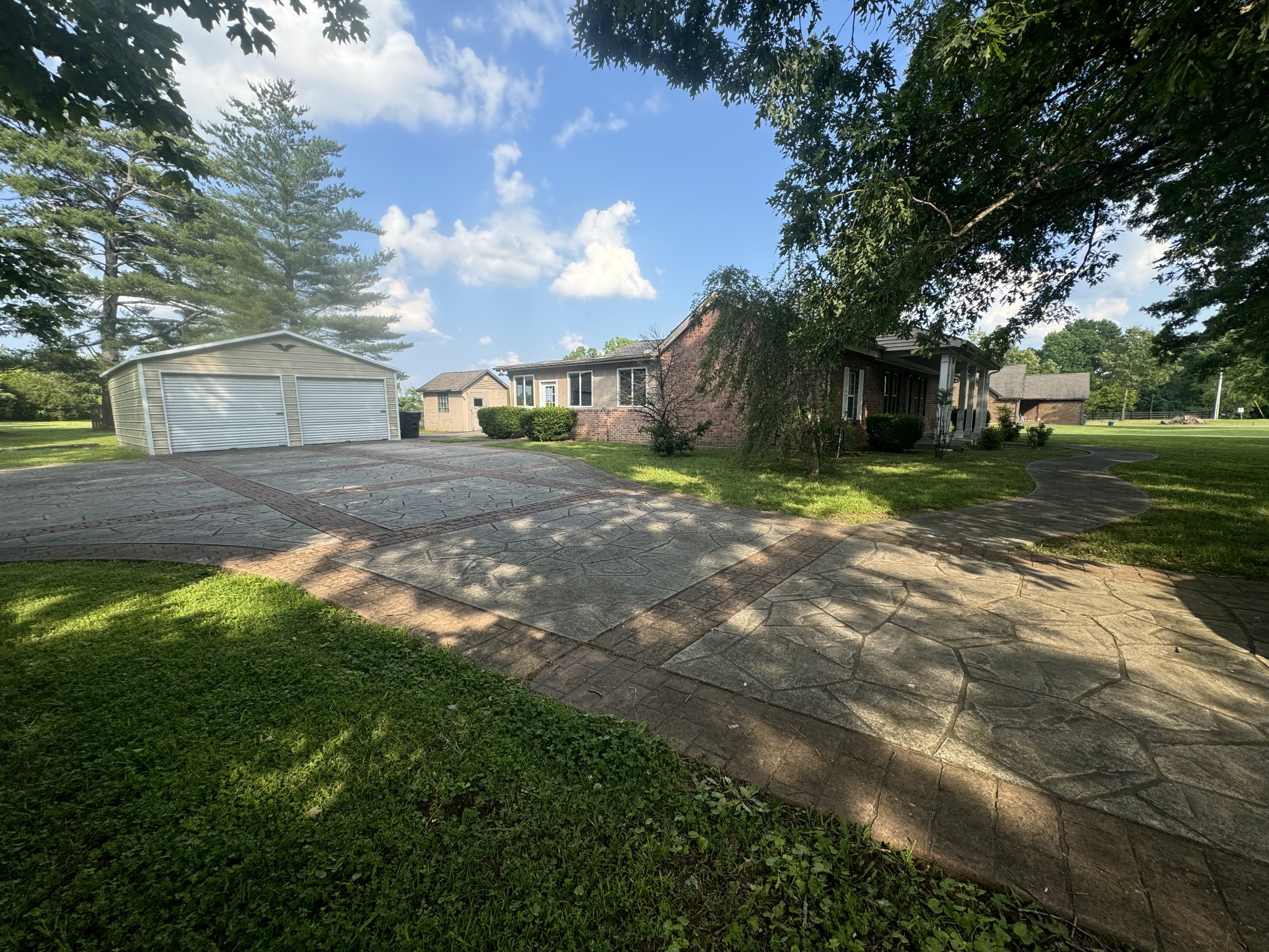 2207 Wolfe Rd