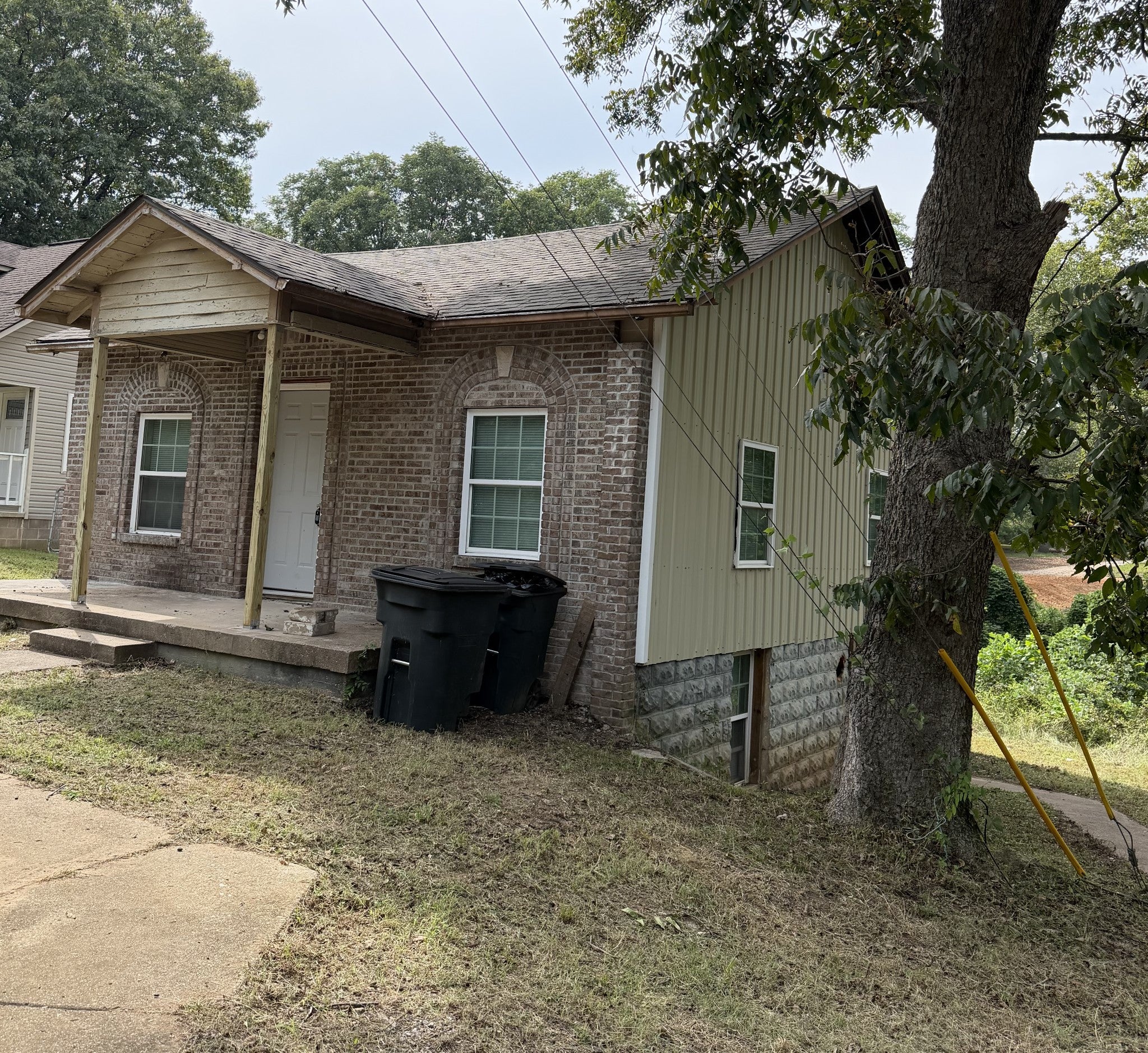 422 N Brewer St