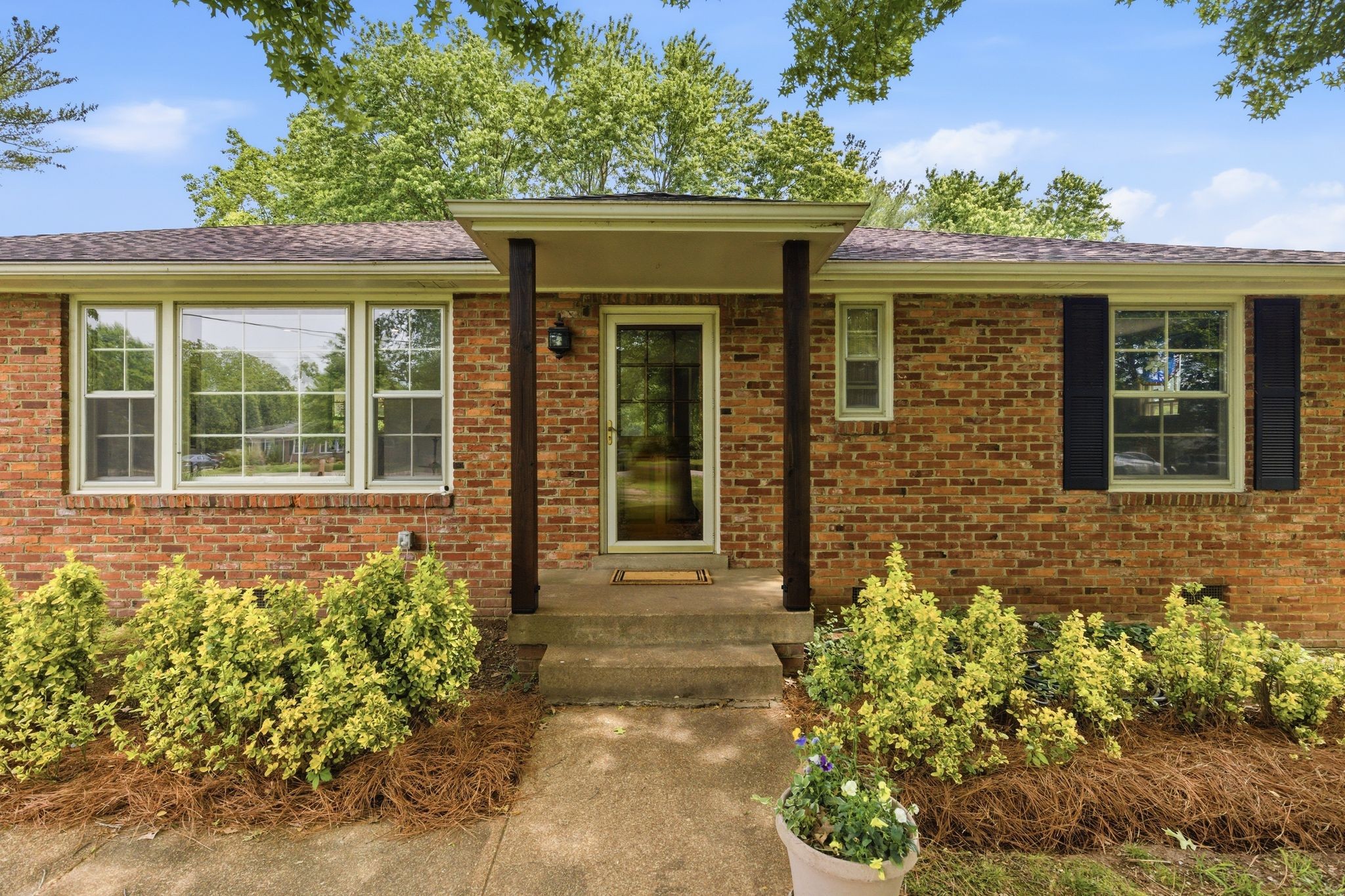 4920 Danby Dr