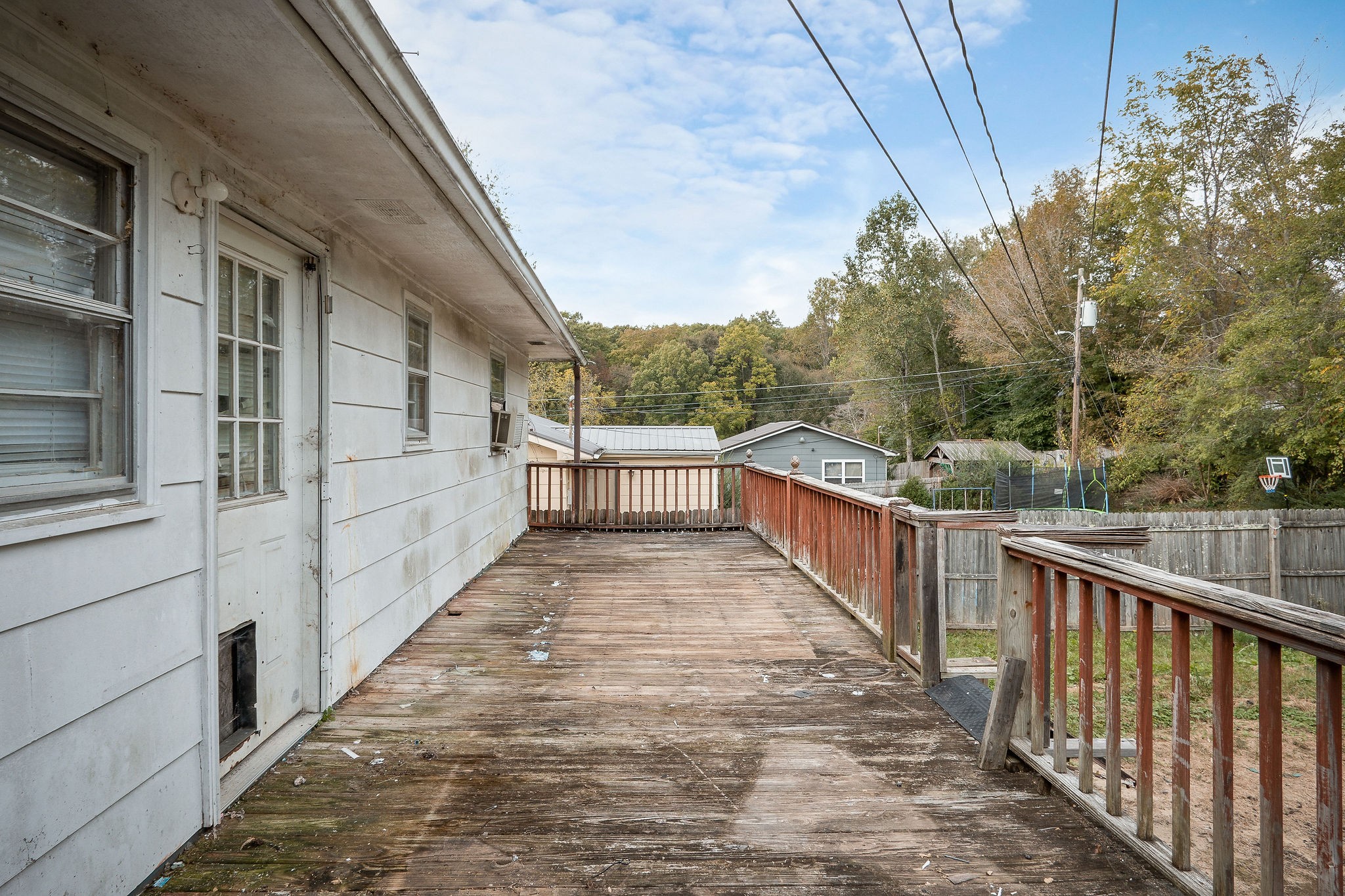 334 Ivy Ave