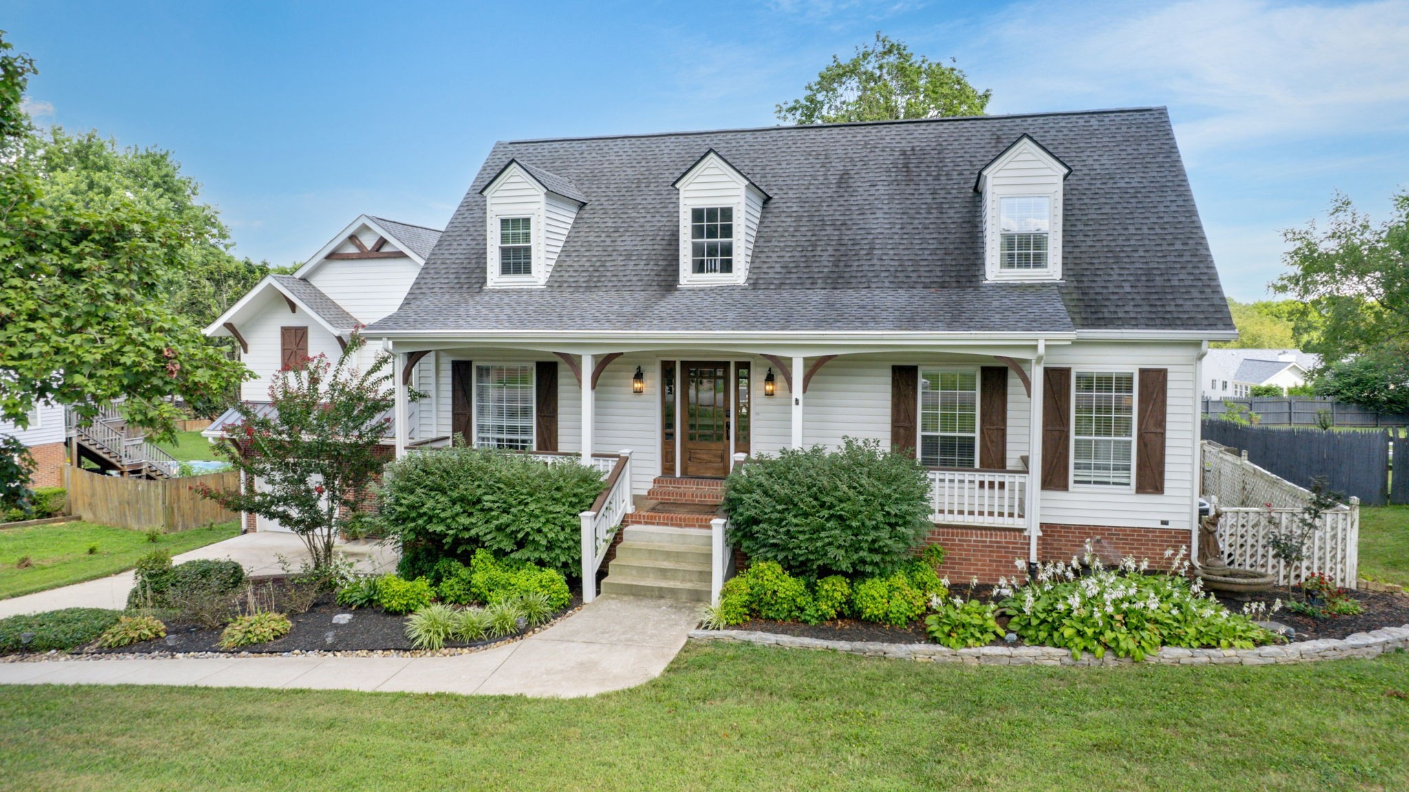552 Overview Ln