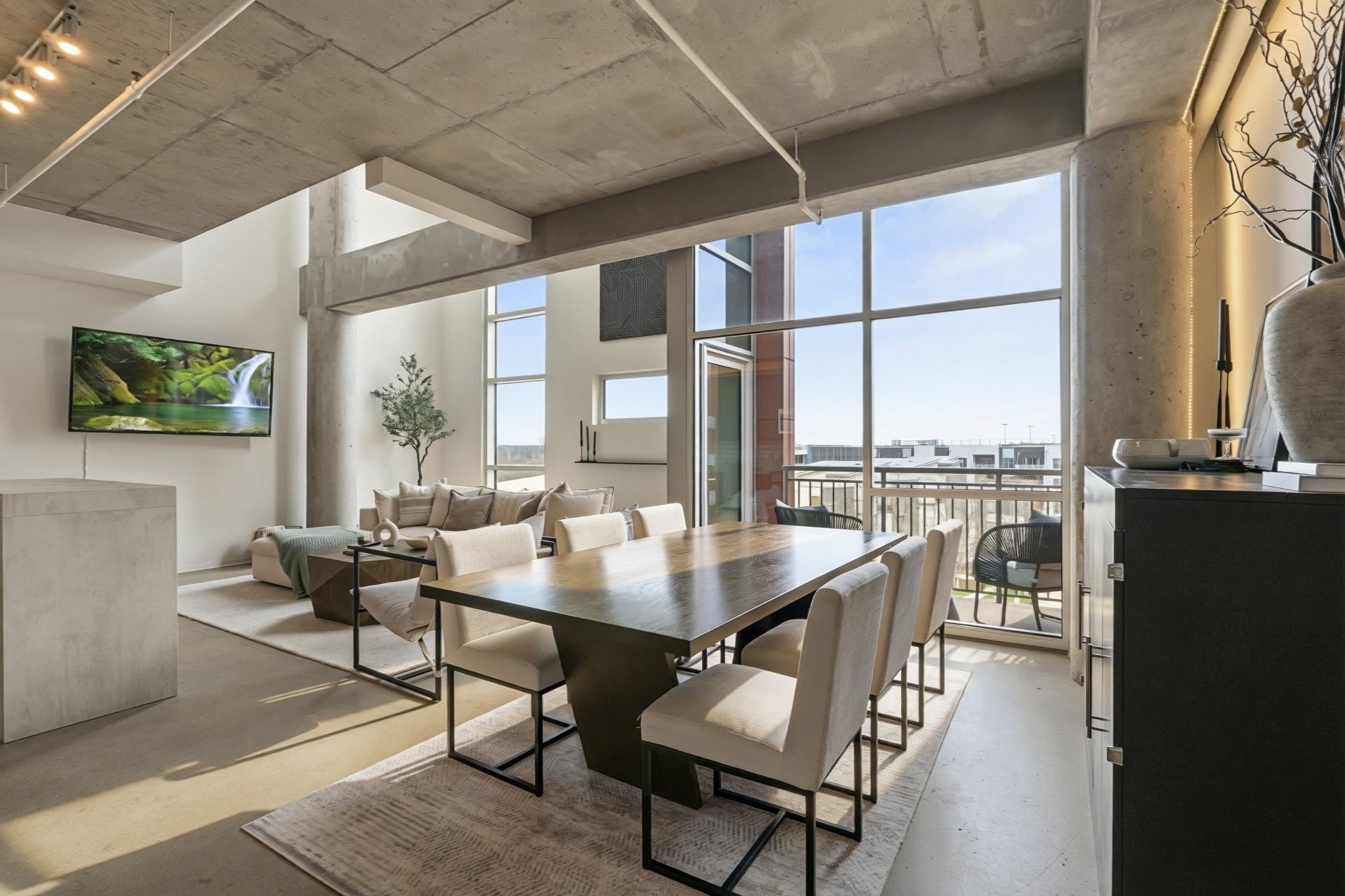 1-bed listing at 2115 Yeaman Pl 405, Nashville