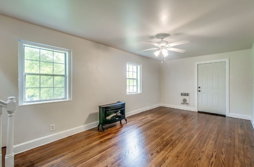 Photo 6 of 16 of 1801 Morningside Ave house