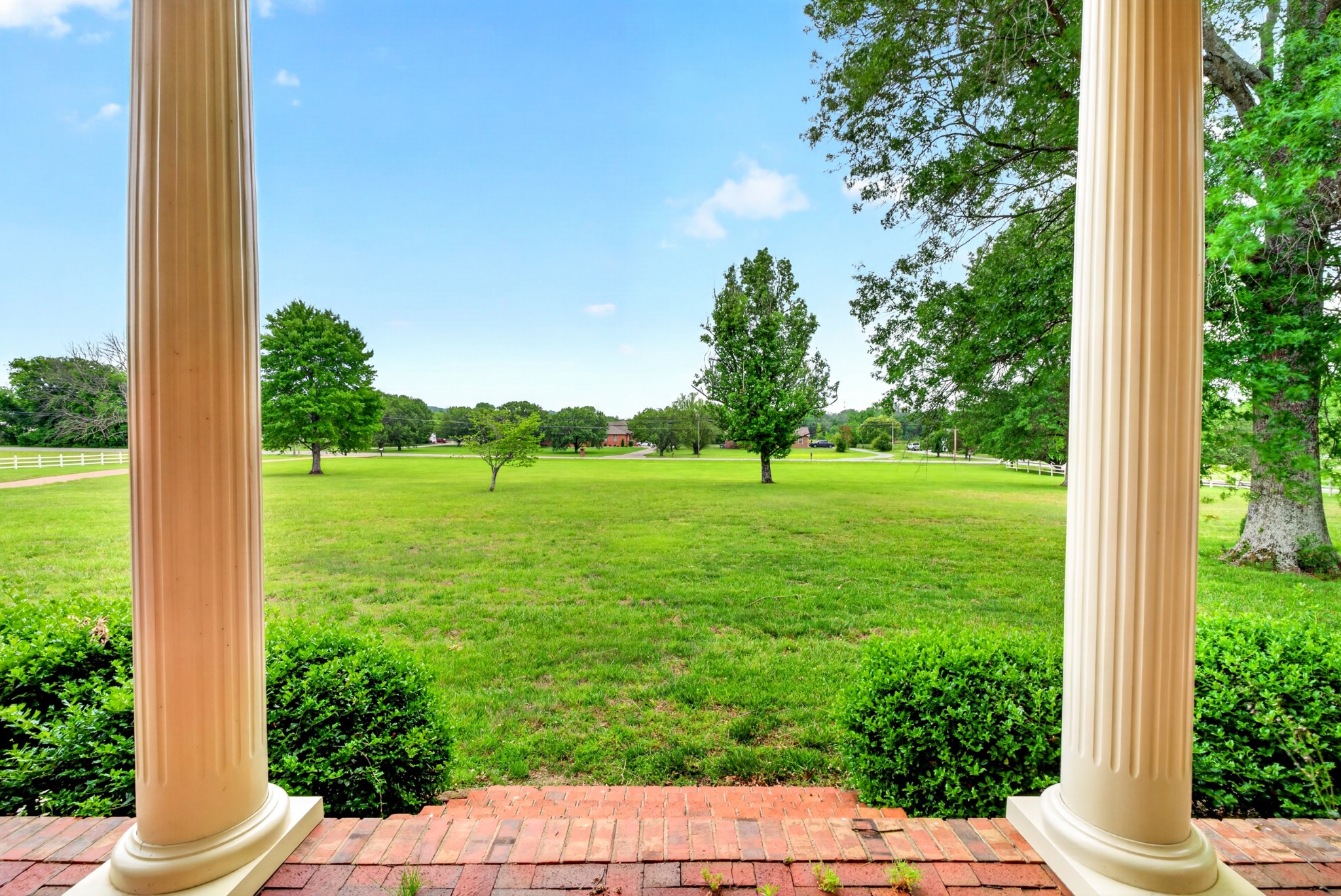 2250 Franklin Rd