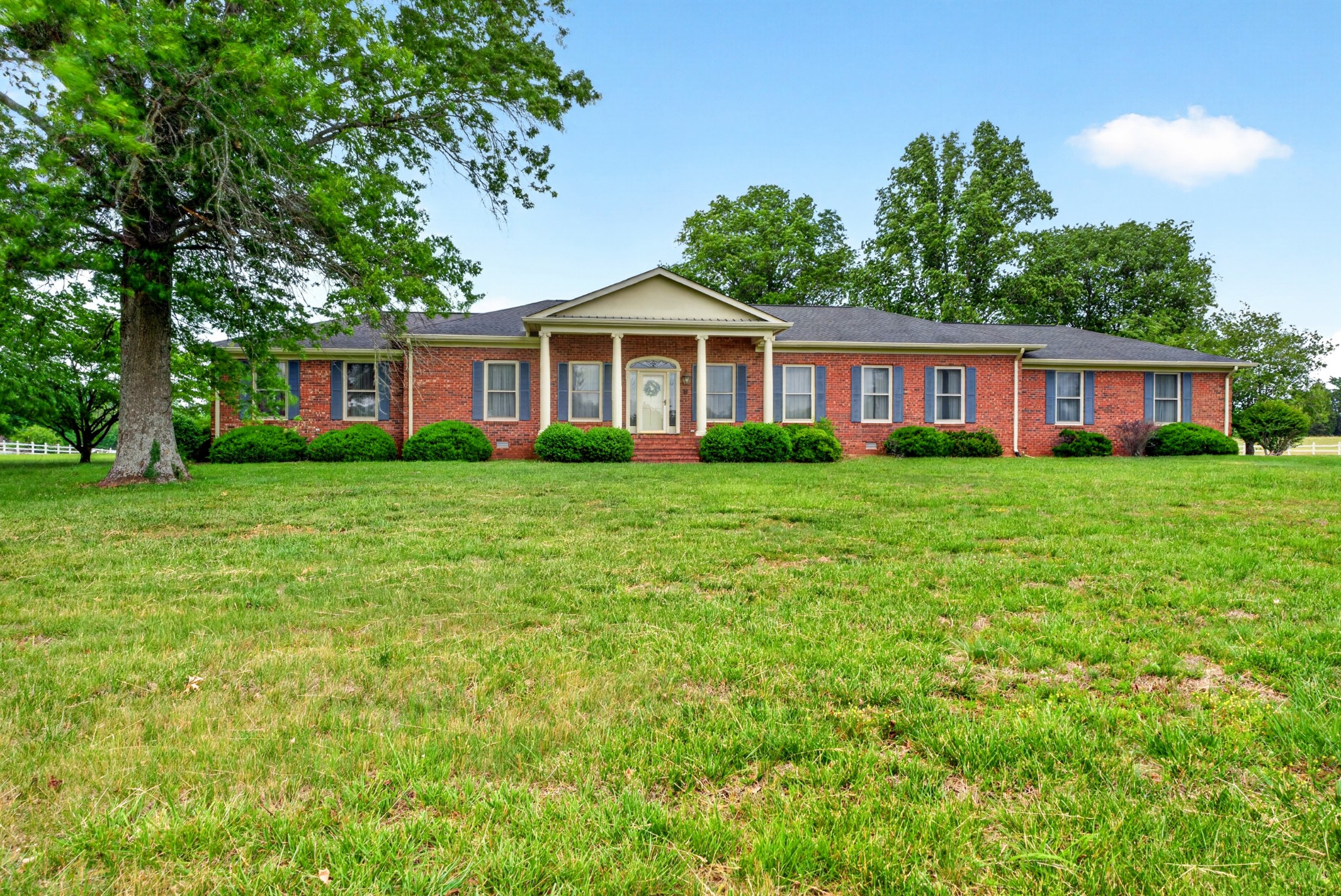 2250 Franklin Rd