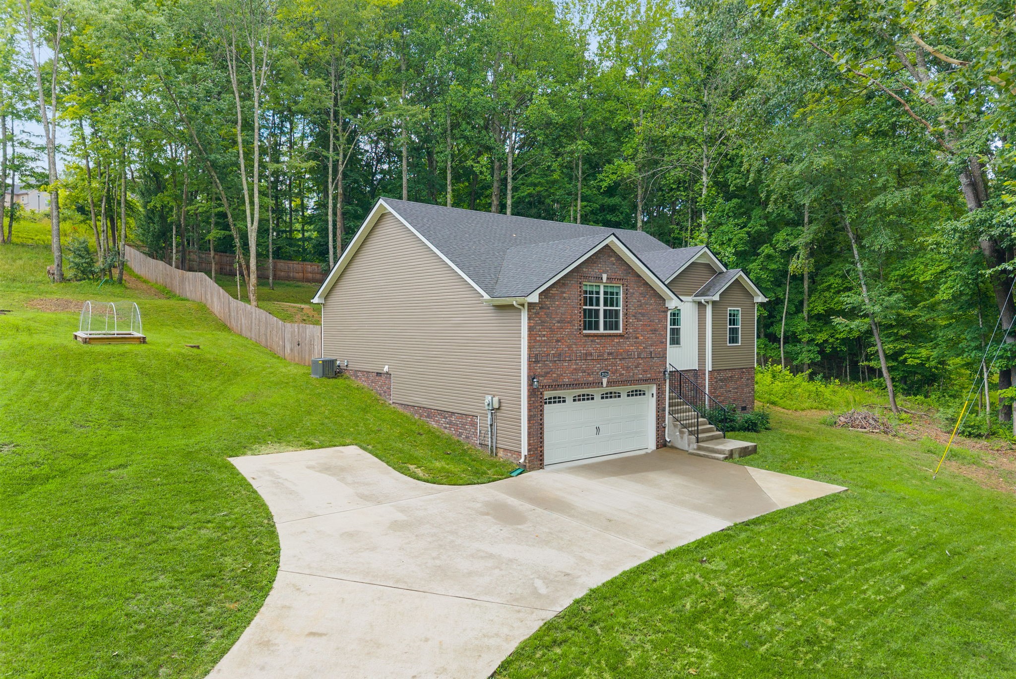 2816 E Old Ashland City Rd