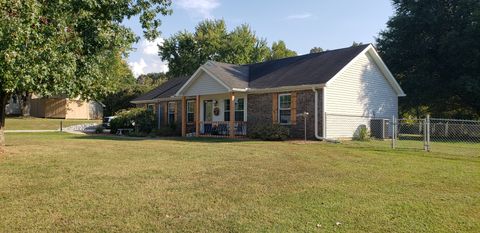 1014 Willowbank Dr Ashland City TN 37015