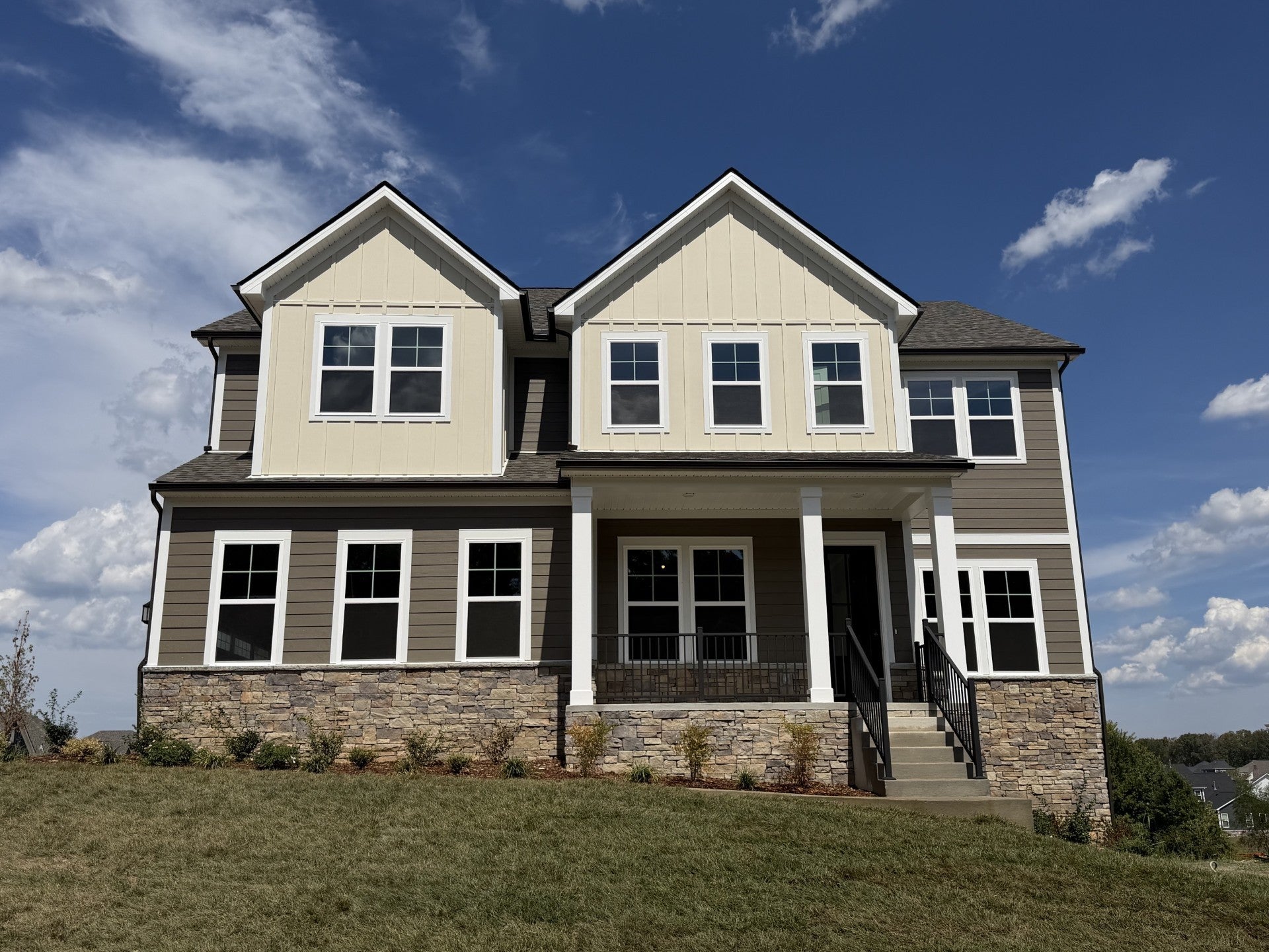 5-bed listing at 7320 Dutch River Circle, Fairview