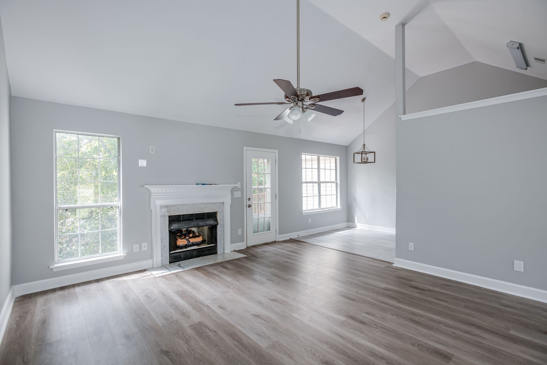 1449 Brighton Cir