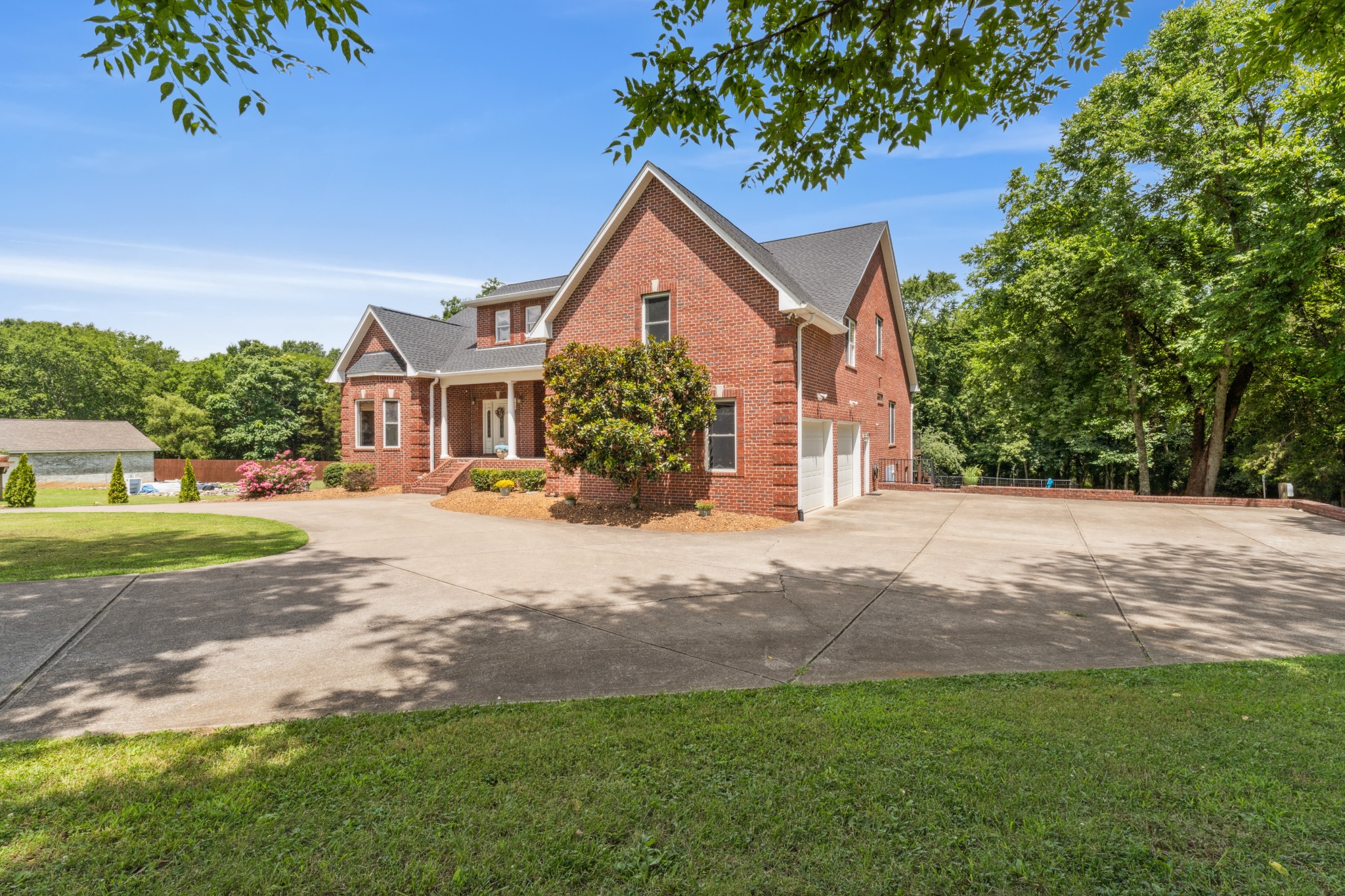 238 Ridgewater Way