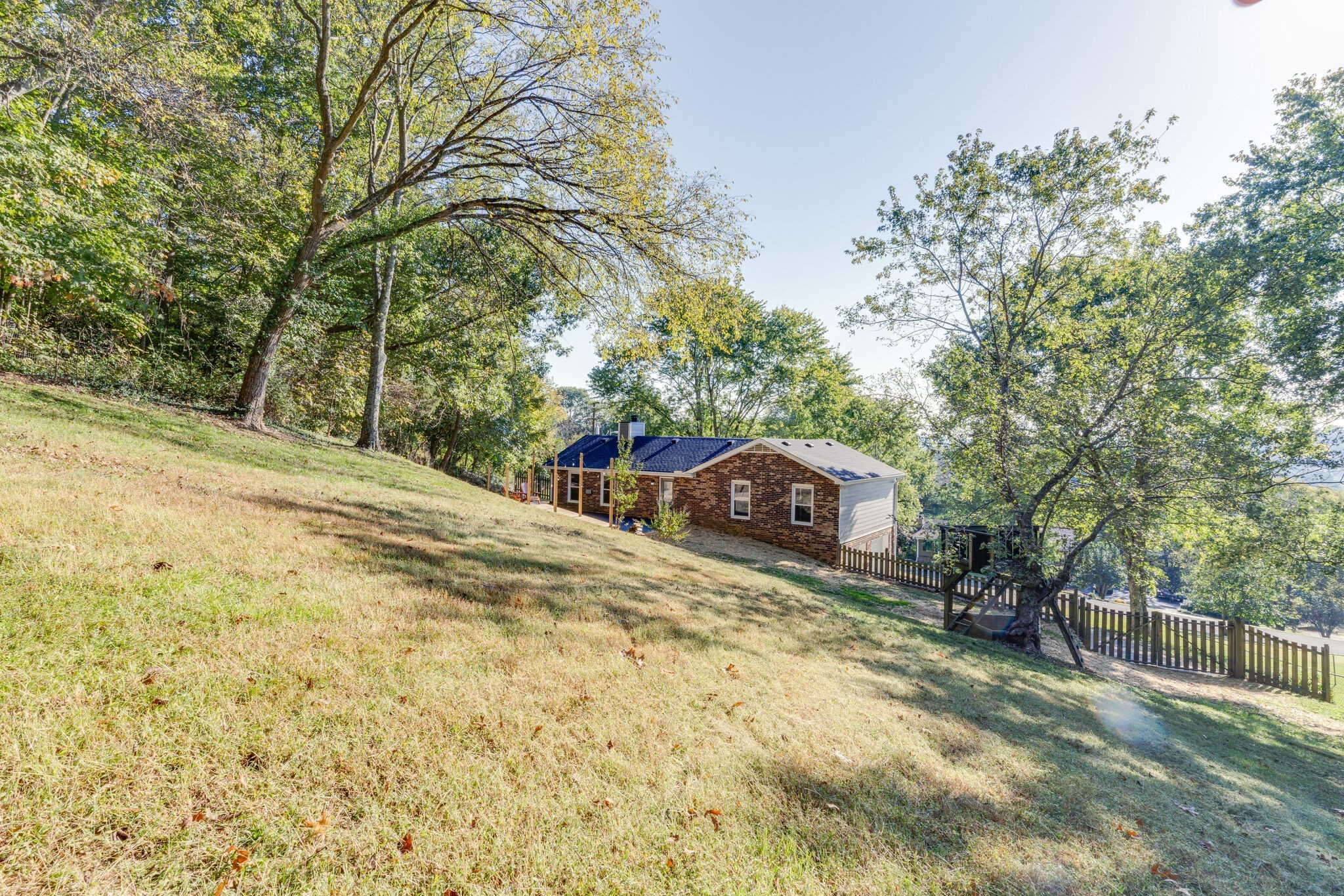 185 Honeysuckle Dr