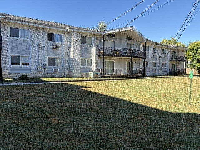 613 Hillsboro Rd C15