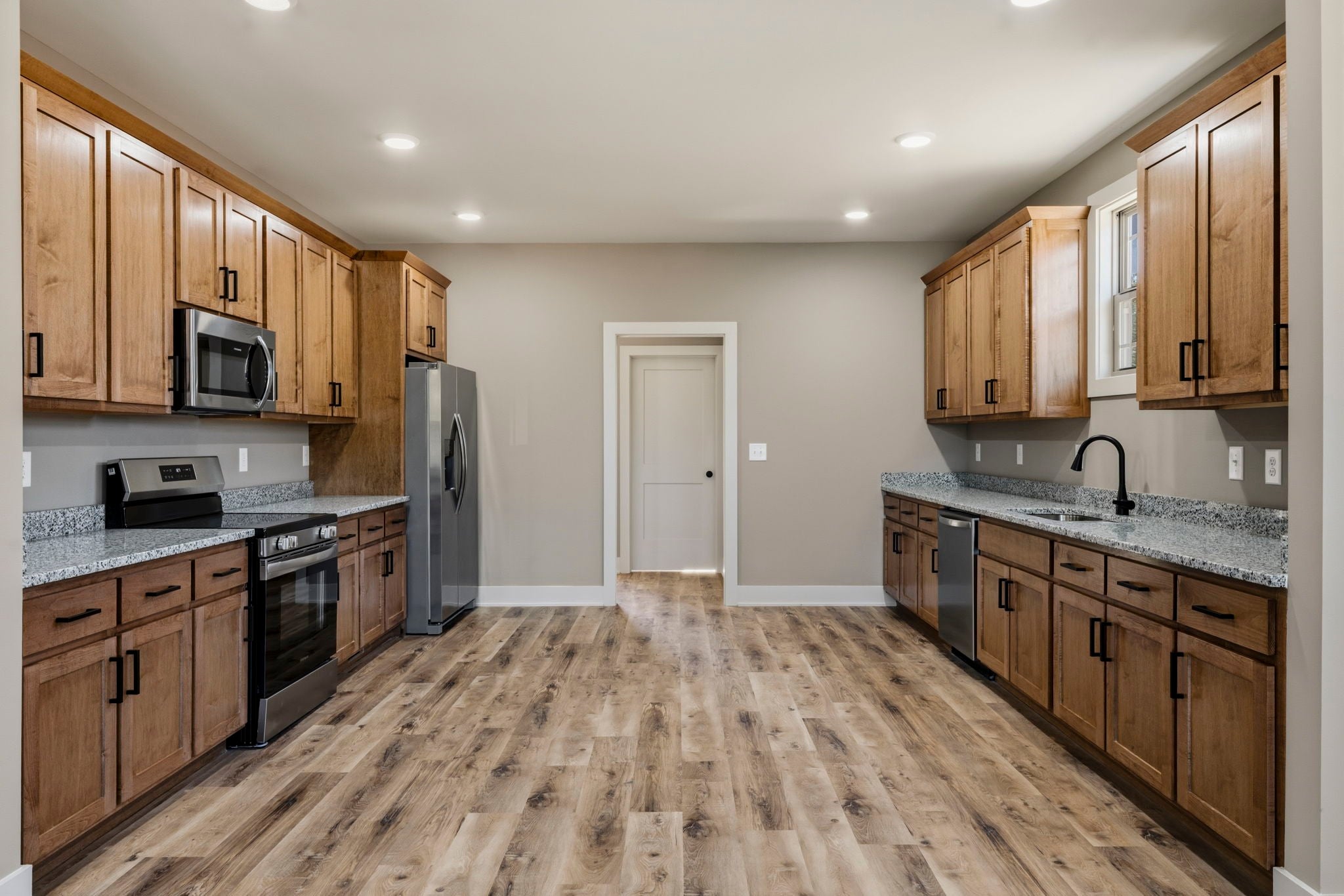 1273 Vickie Ln