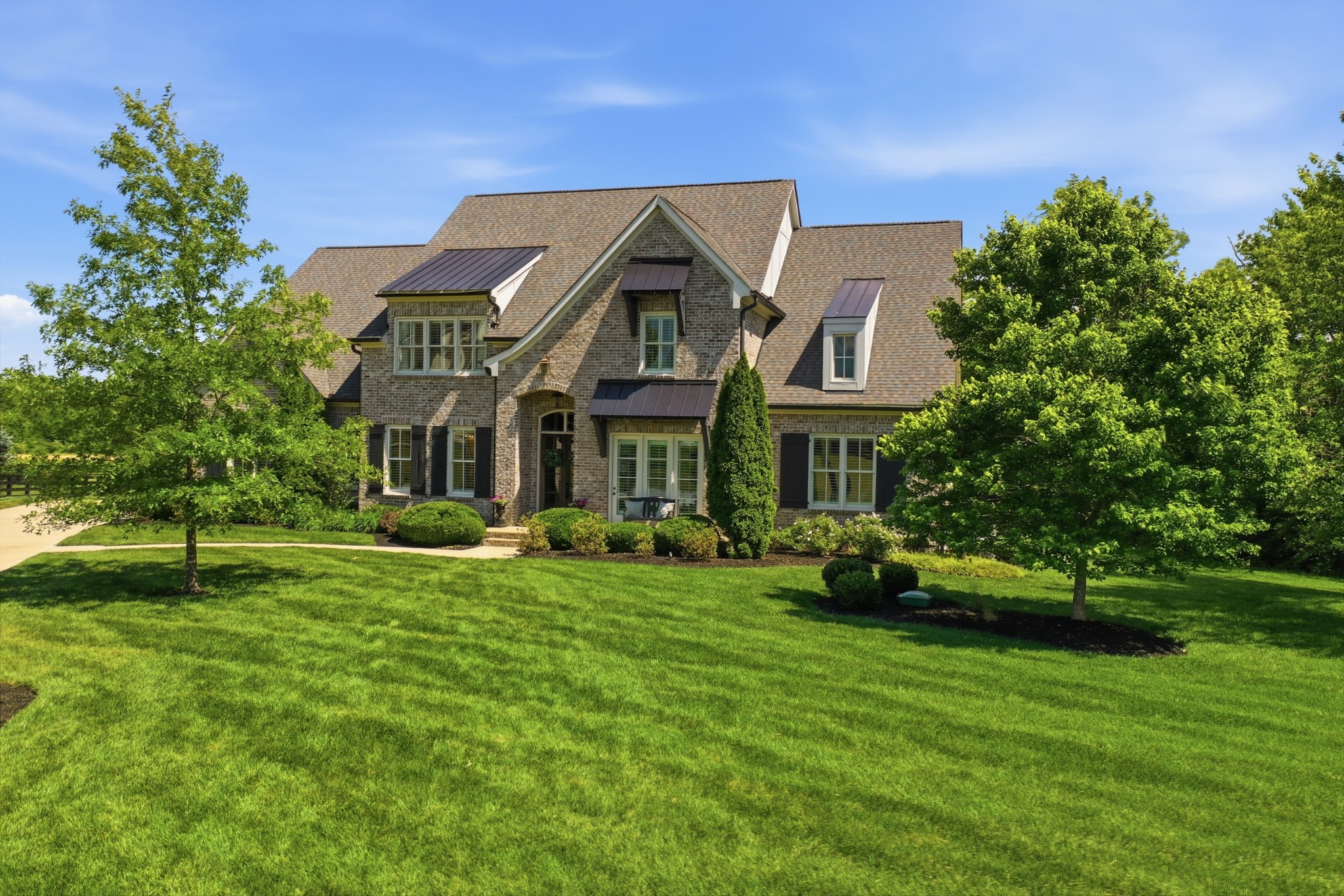 1045 Buena Vista Dr
