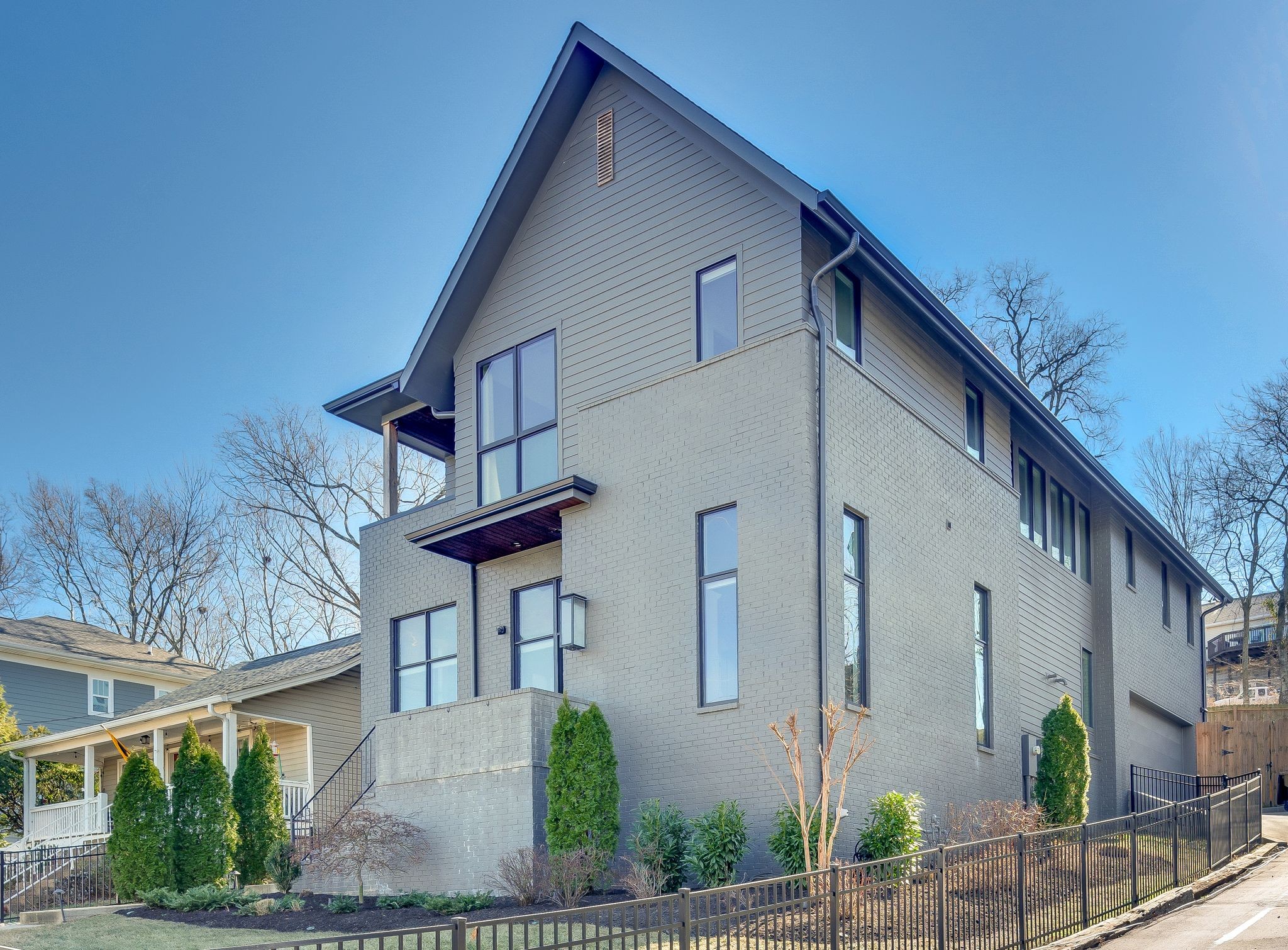 Nashville, Tennessee 37209, United States, 4 Bedrooms Bedrooms, ,3 BathroomsBathrooms,Residential,Active,14353