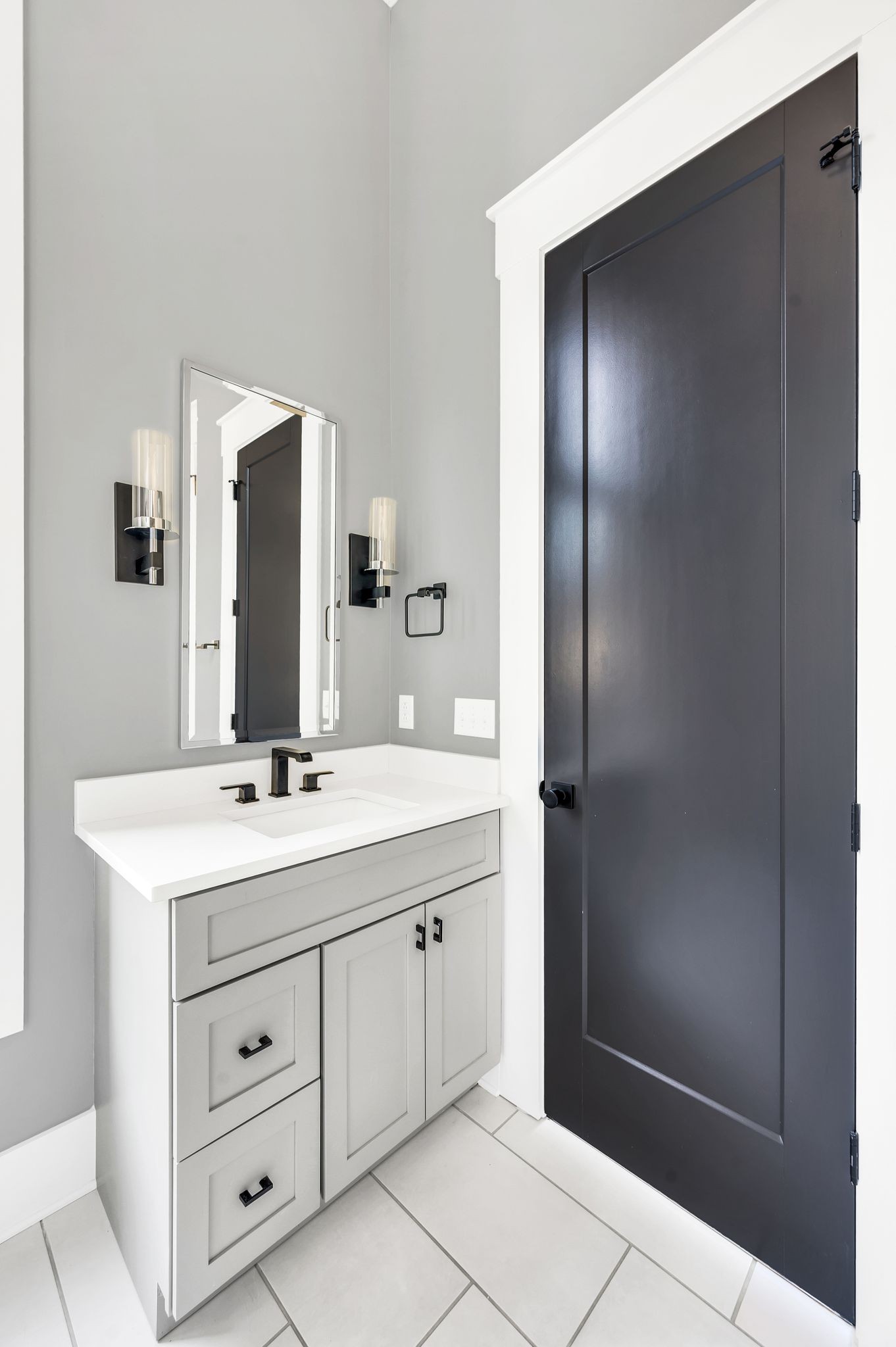 Nashville, Tennessee 37209, United States, 4 Bedrooms Bedrooms, ,3 BathroomsBathrooms,Residential,Active,14353