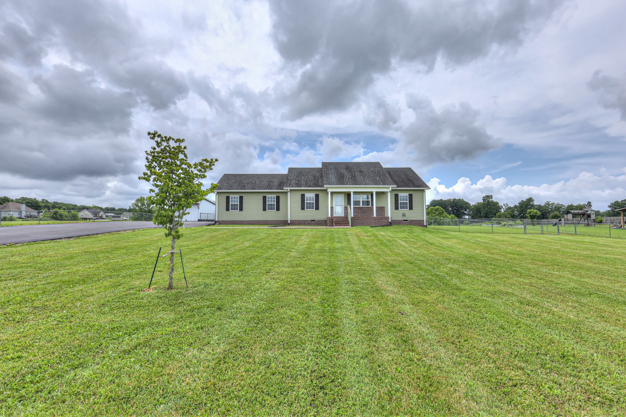 472 Meadows Rd
