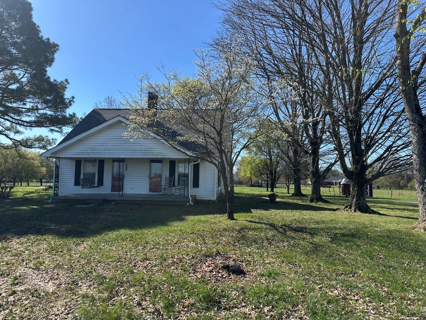 3266 Bradyville Pike