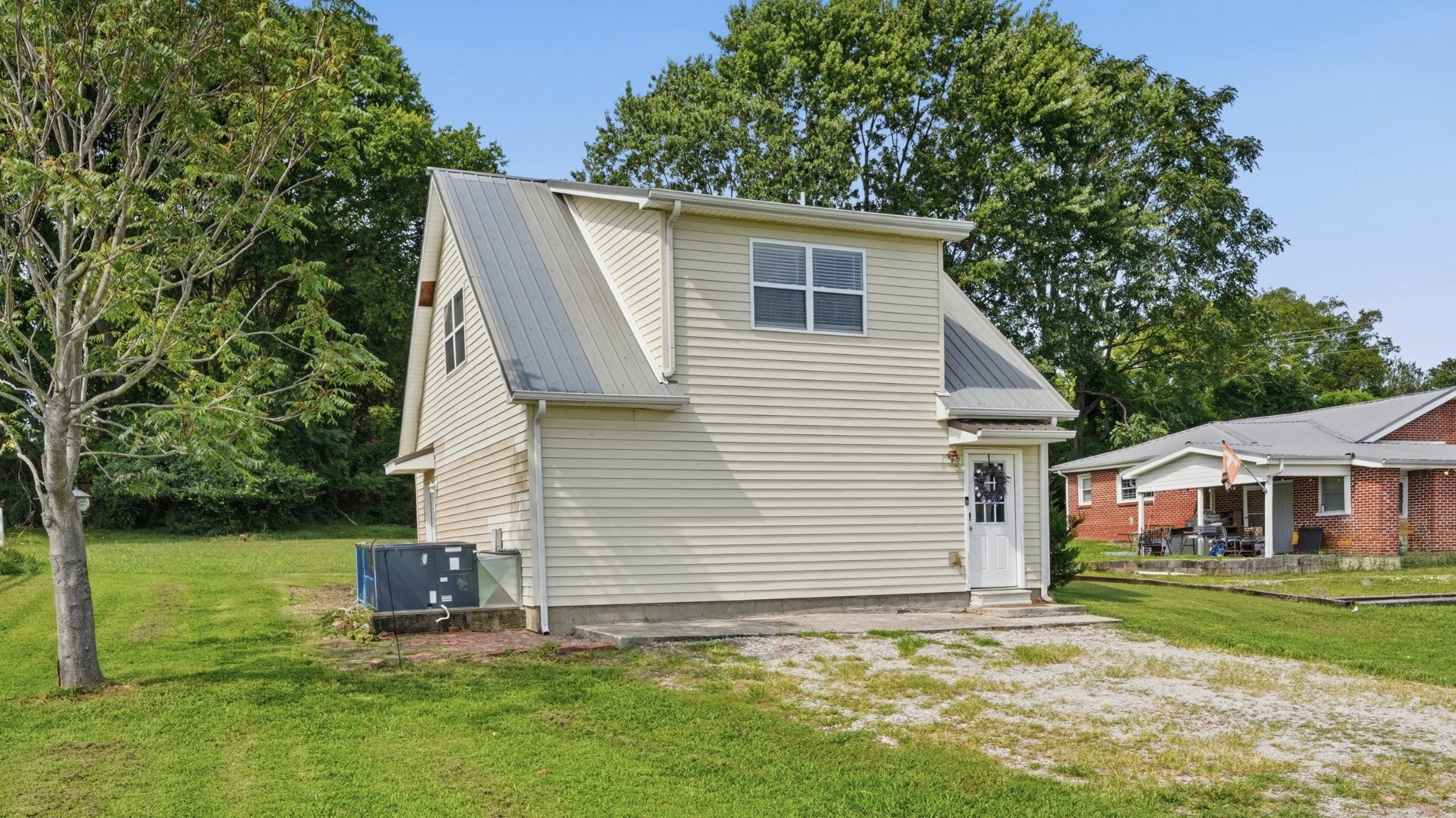 525 Sharp Springs Rd
