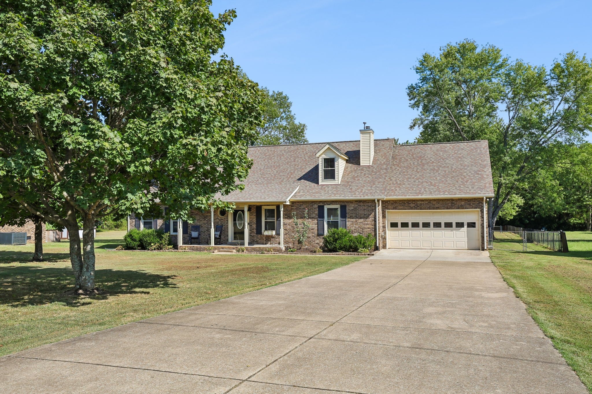 207 Peebles Dr