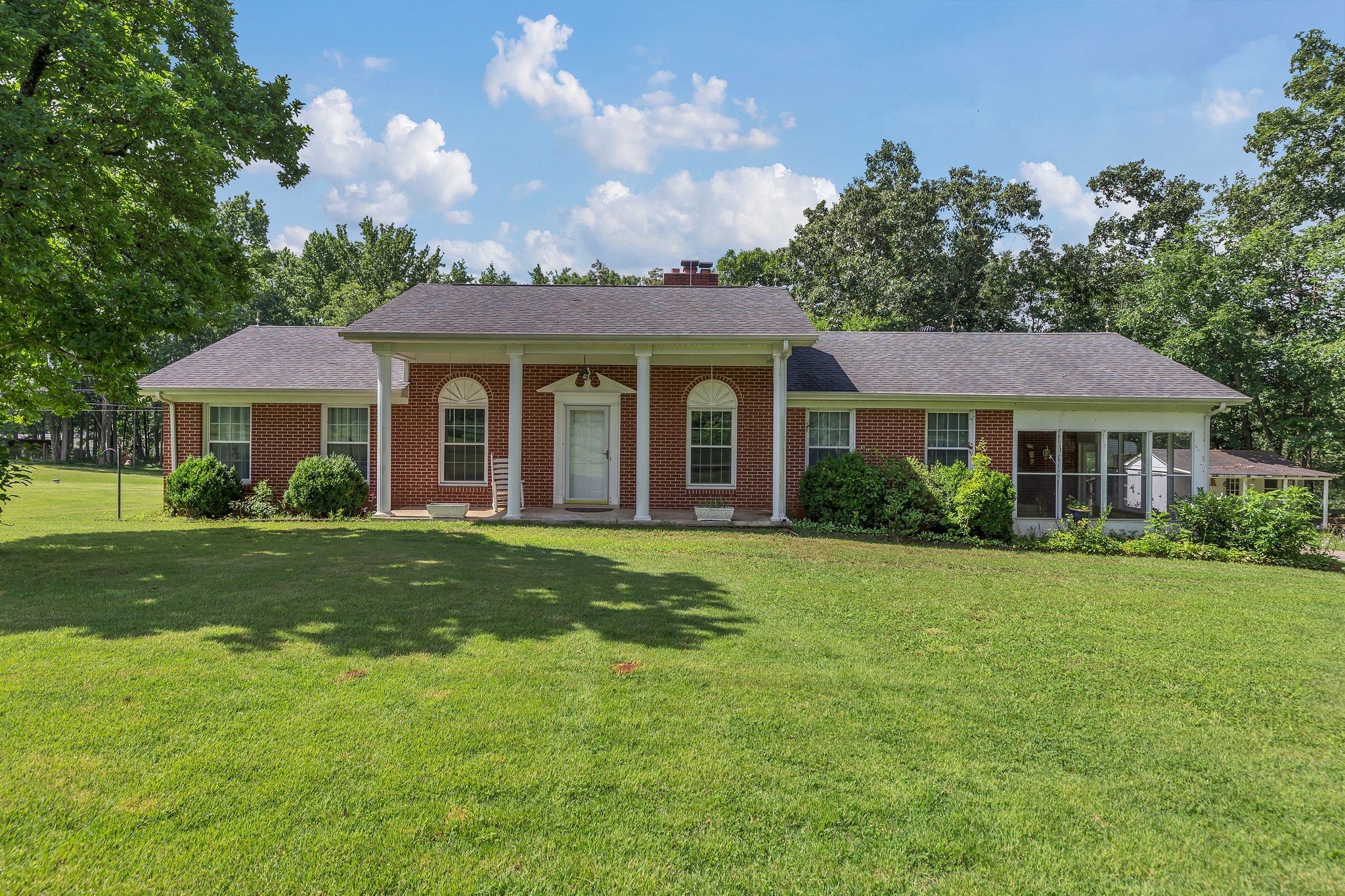 5347 Shady Grove Rd