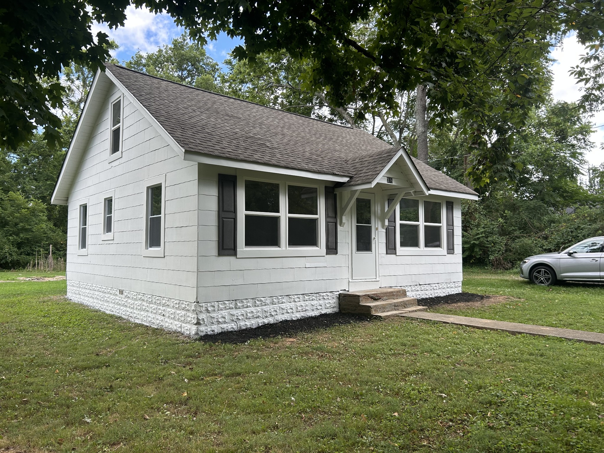 316 Yearwood Ave