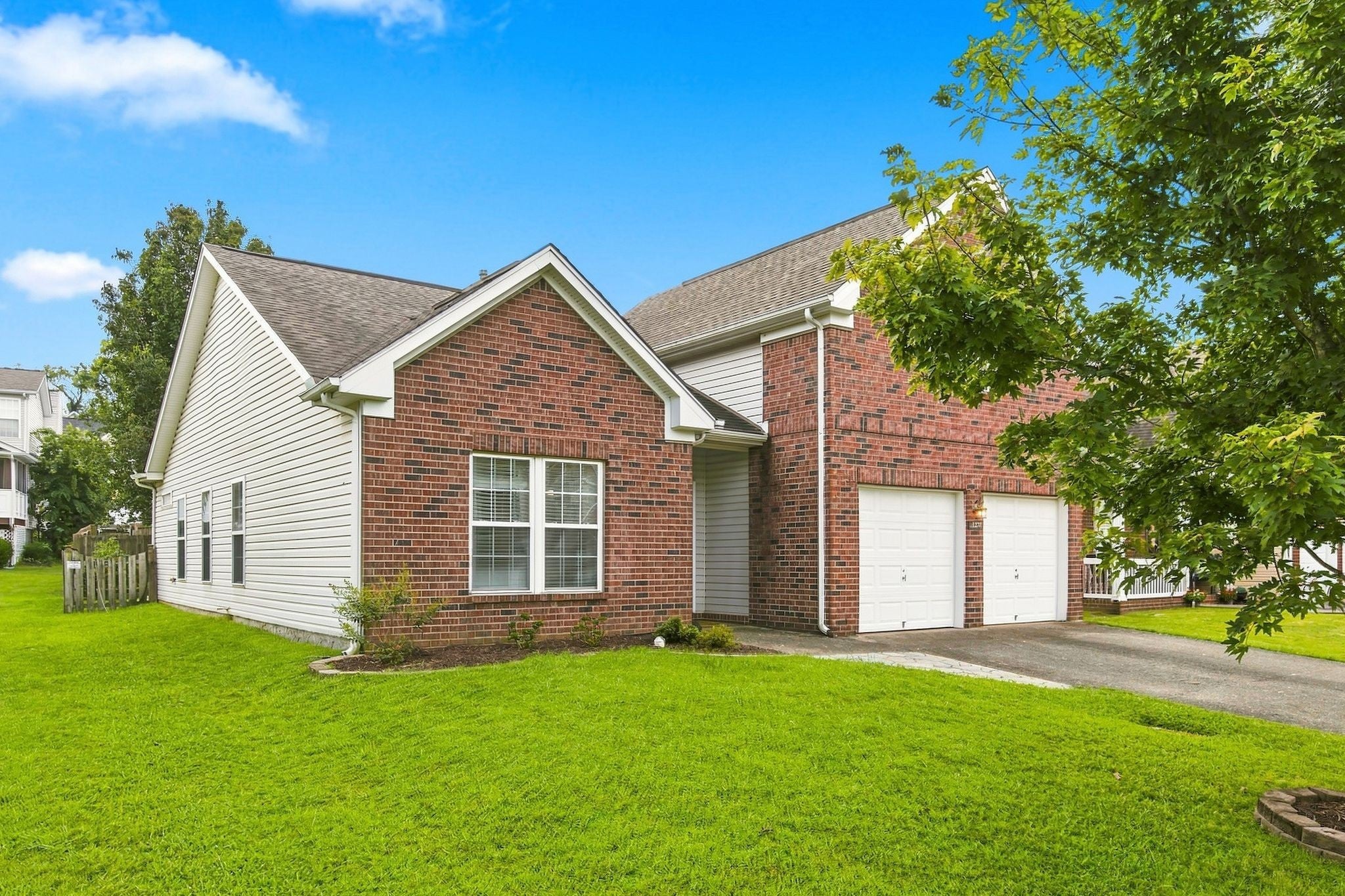 1277 Bending Creek Dr