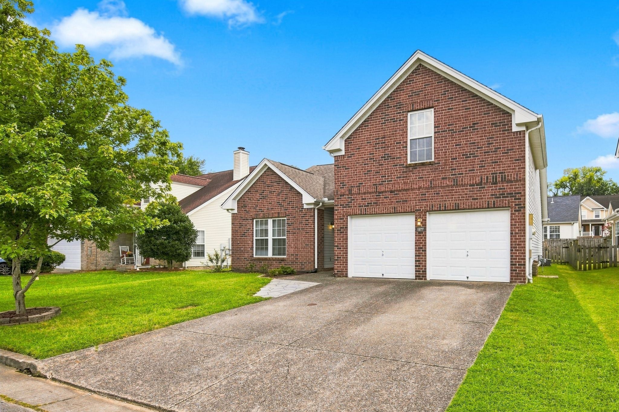 1277 Bending Creek Dr