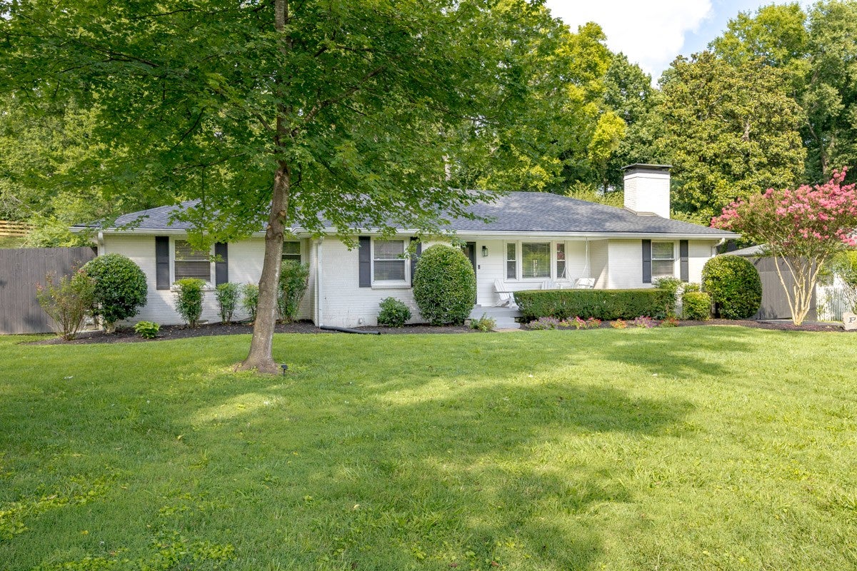 4936 Briarwood Dr